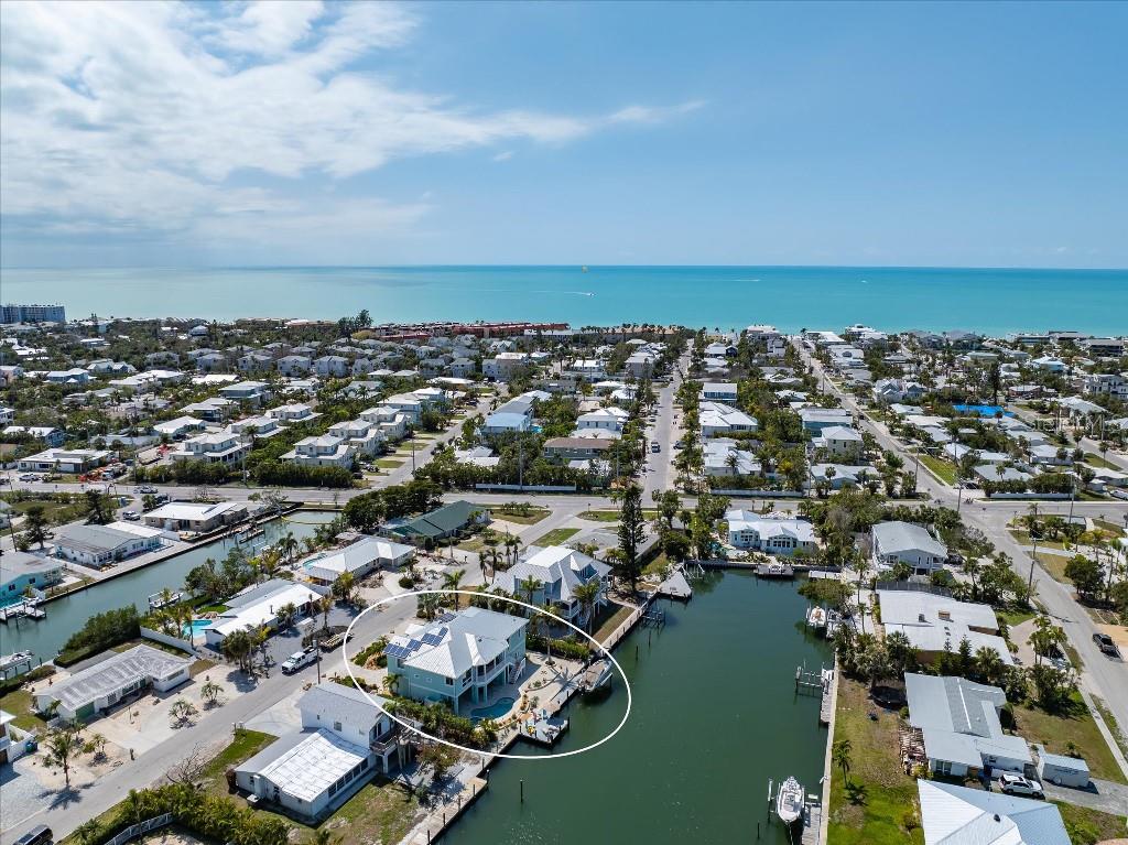 TB8362062 Property Photo