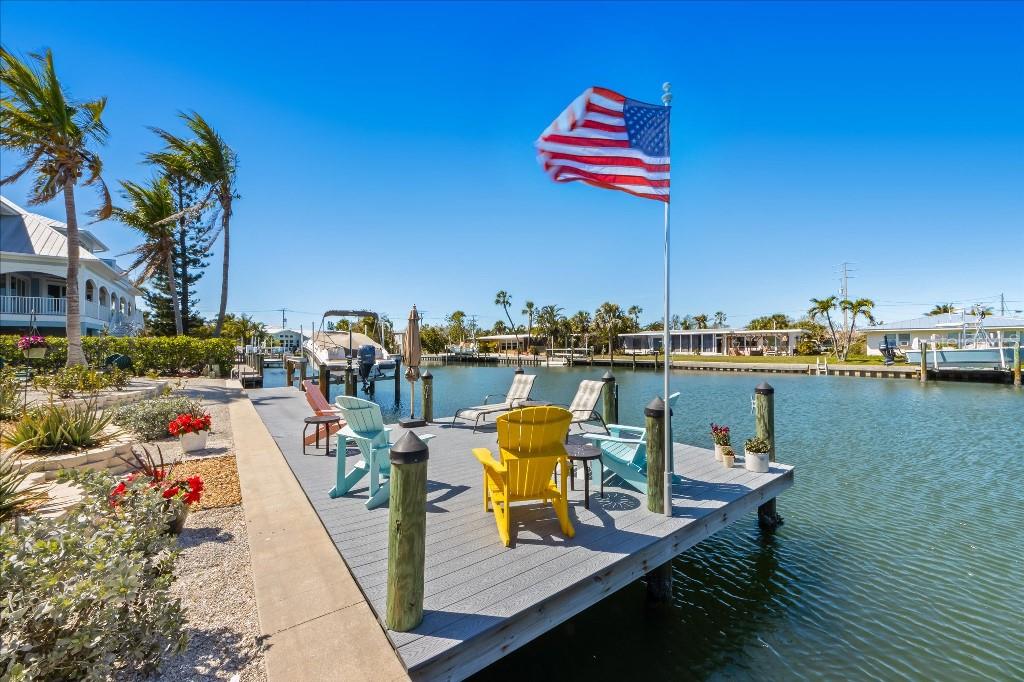 TB8362062 Property Photo