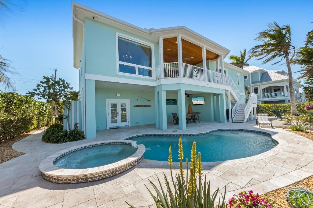 TB8362062 Property Photo