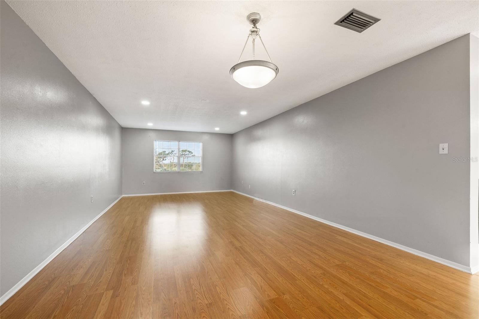 1706 BELLEAIR FOREST DR #318, BELLEAIR, FL, 33756