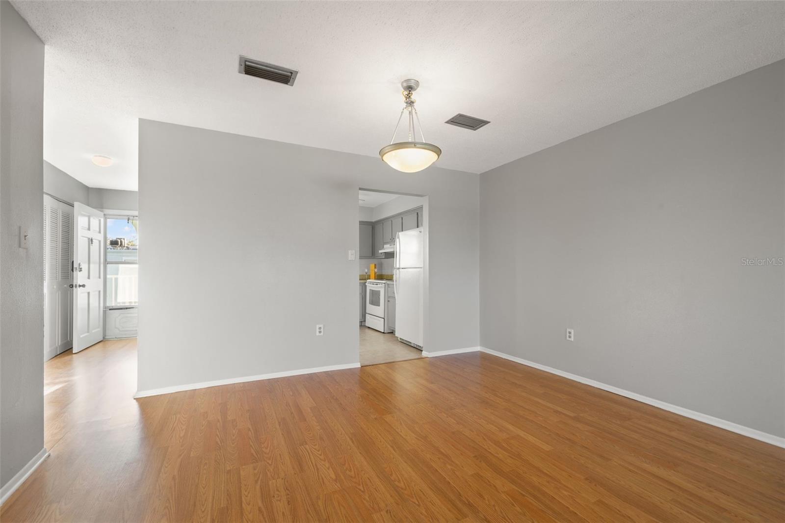 1706 BELLEAIR FOREST DR #318, BELLEAIR, FL, 33756