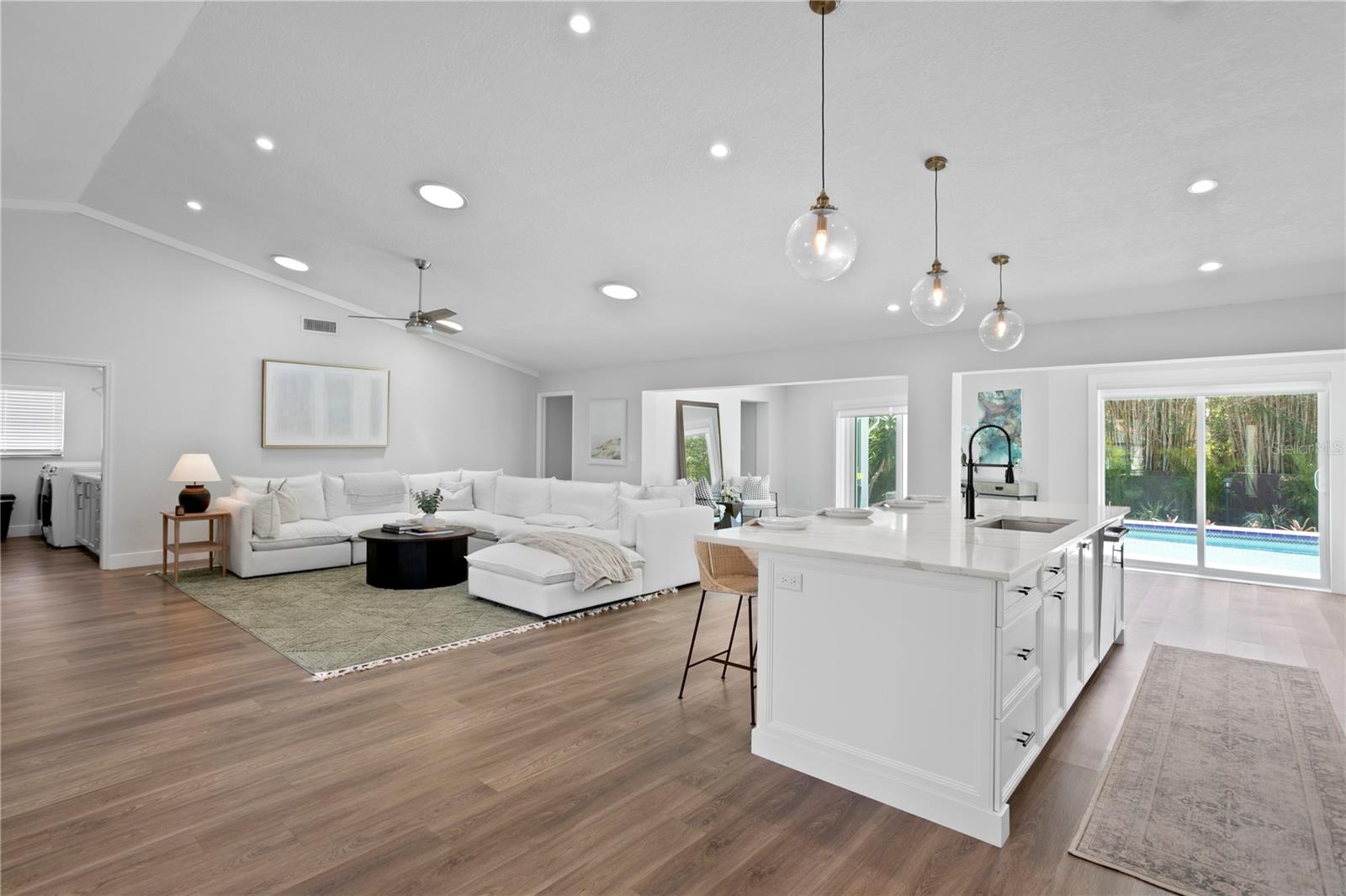 6001 LEELAND ST S, ST PETERSBURG, FL, 33715