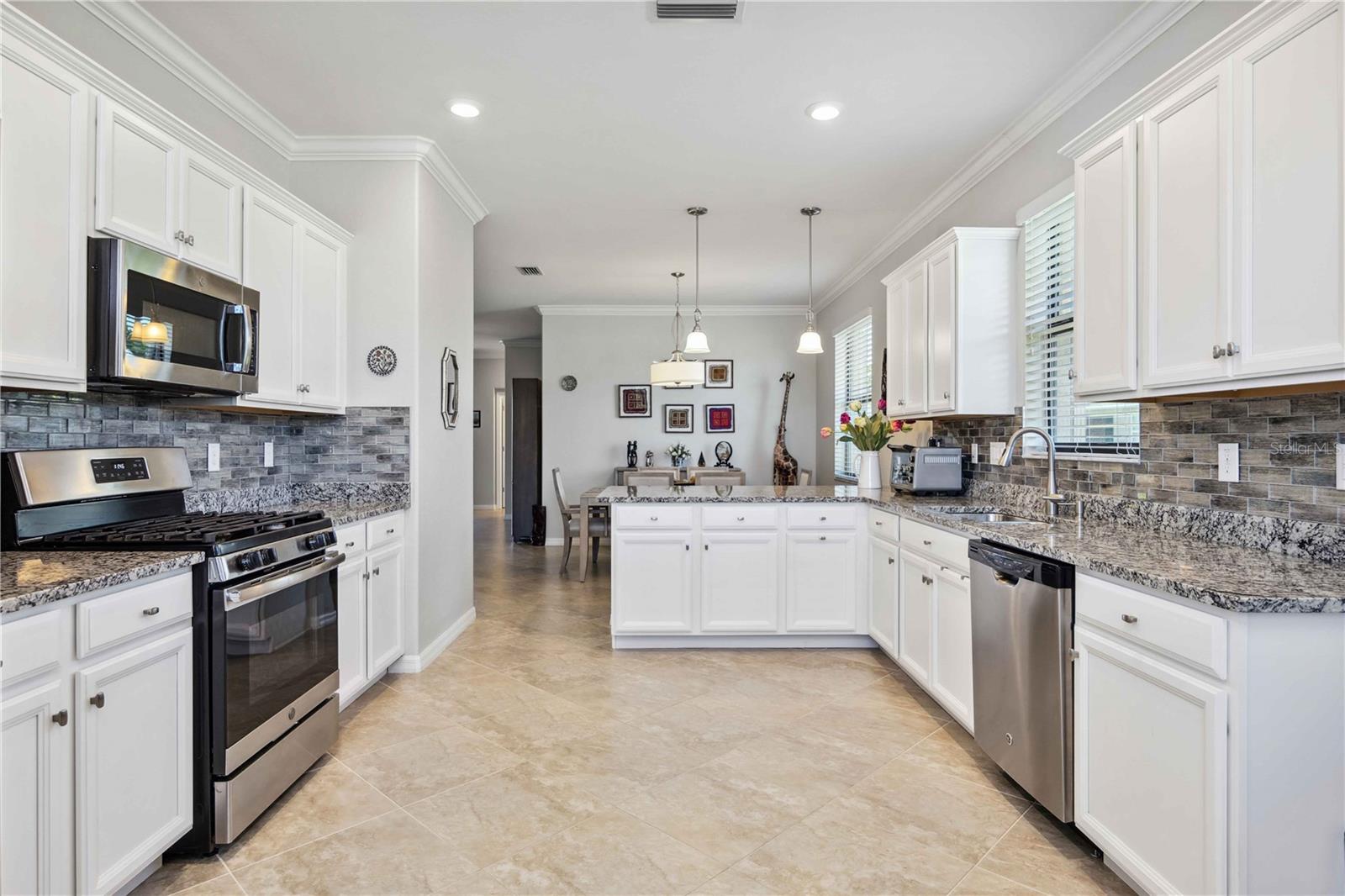10008 CARNOUSTIE PL, BRADENTON, FL, 34211