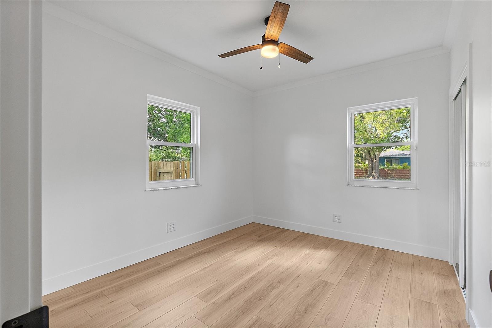 3520 POPLAR ST NE, ST PETERSBURG, FL, 33704