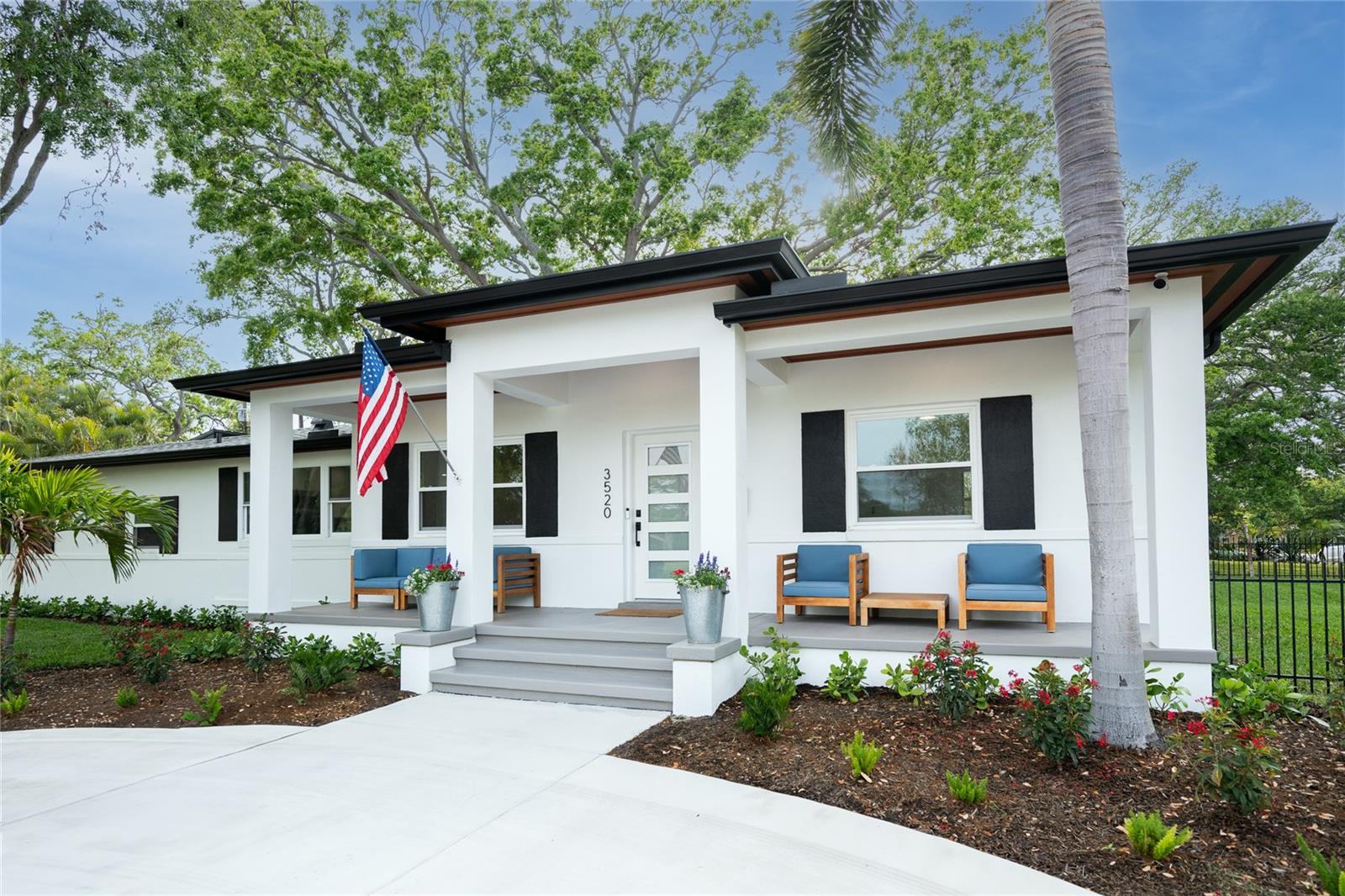 3520 POPLAR ST NE, ST PETERSBURG, FL, 33704