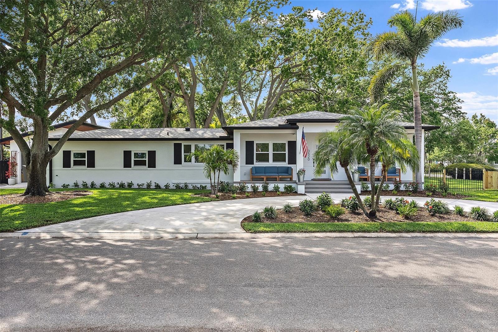 3520 POPLAR ST NE, ST PETERSBURG, FL, 33704