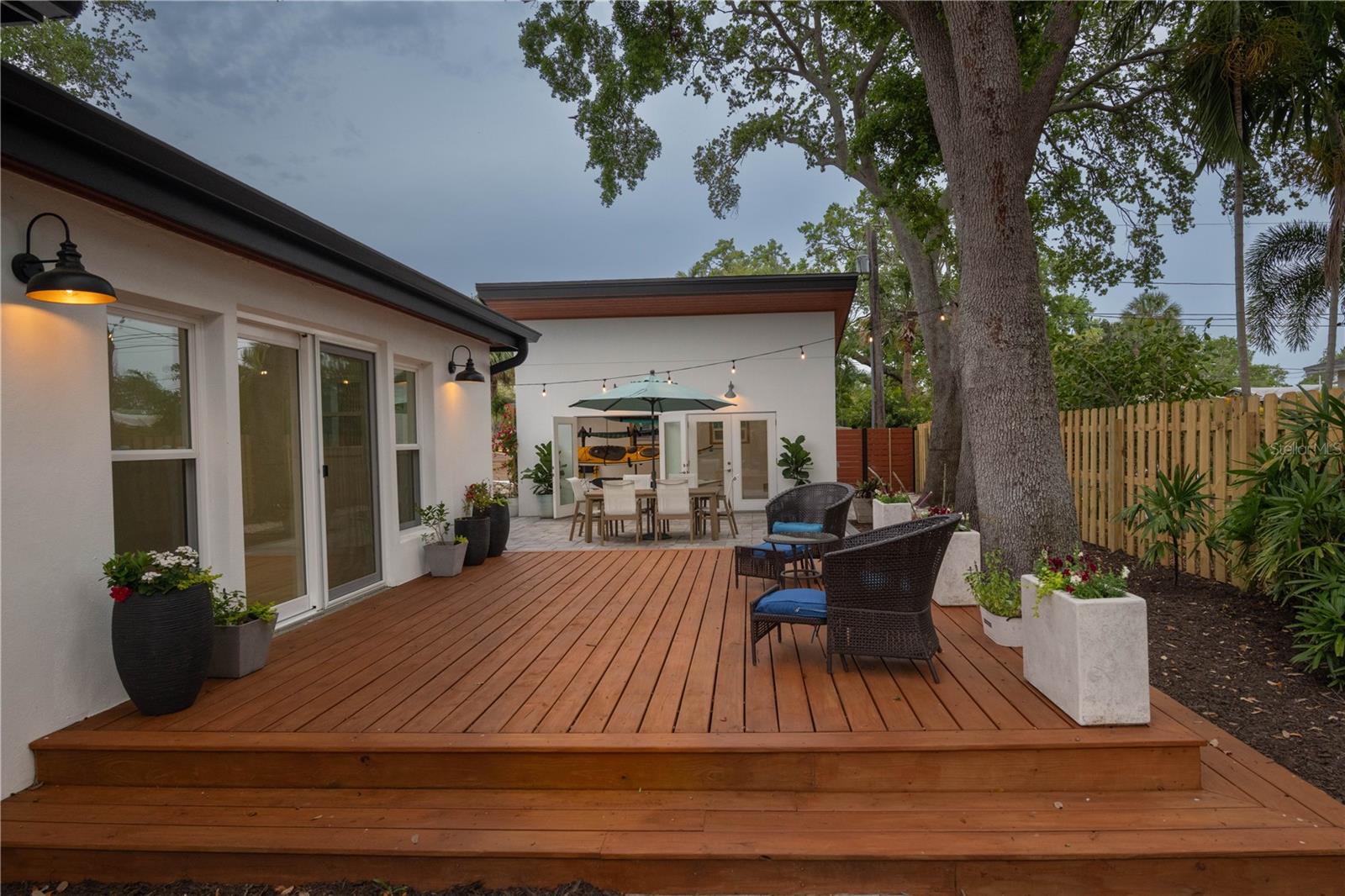 3520 POPLAR ST NE, ST PETERSBURG, FL, 33704