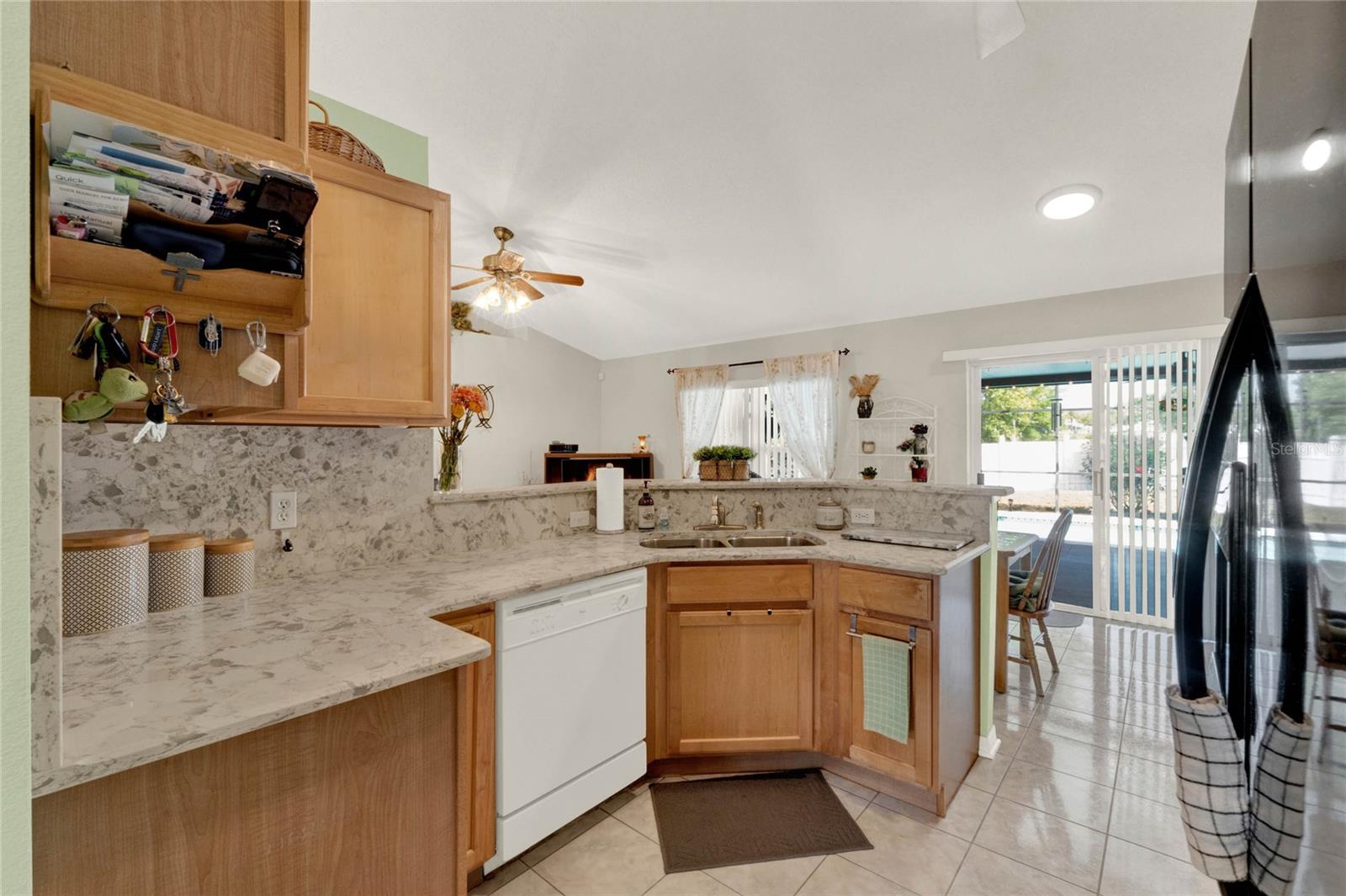 1116 JAYHIL DR, MINNEOLA, FL, 34715