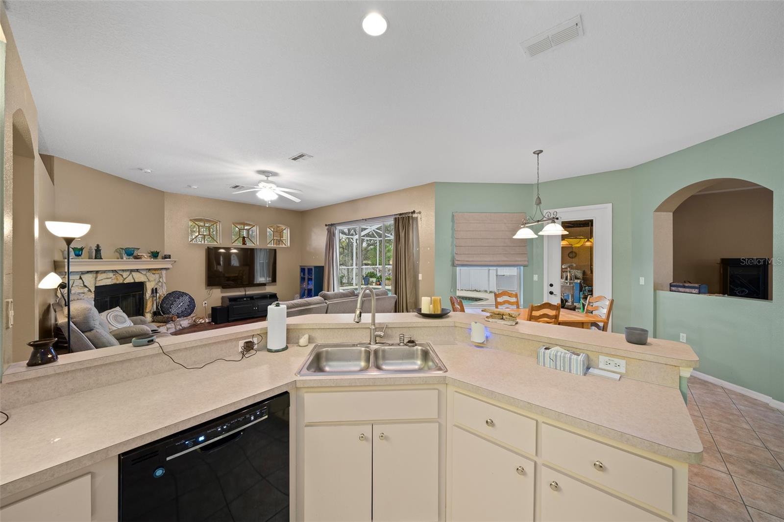 11298 FURLEY AVE, WEEKI WACHEE, FL, 34613