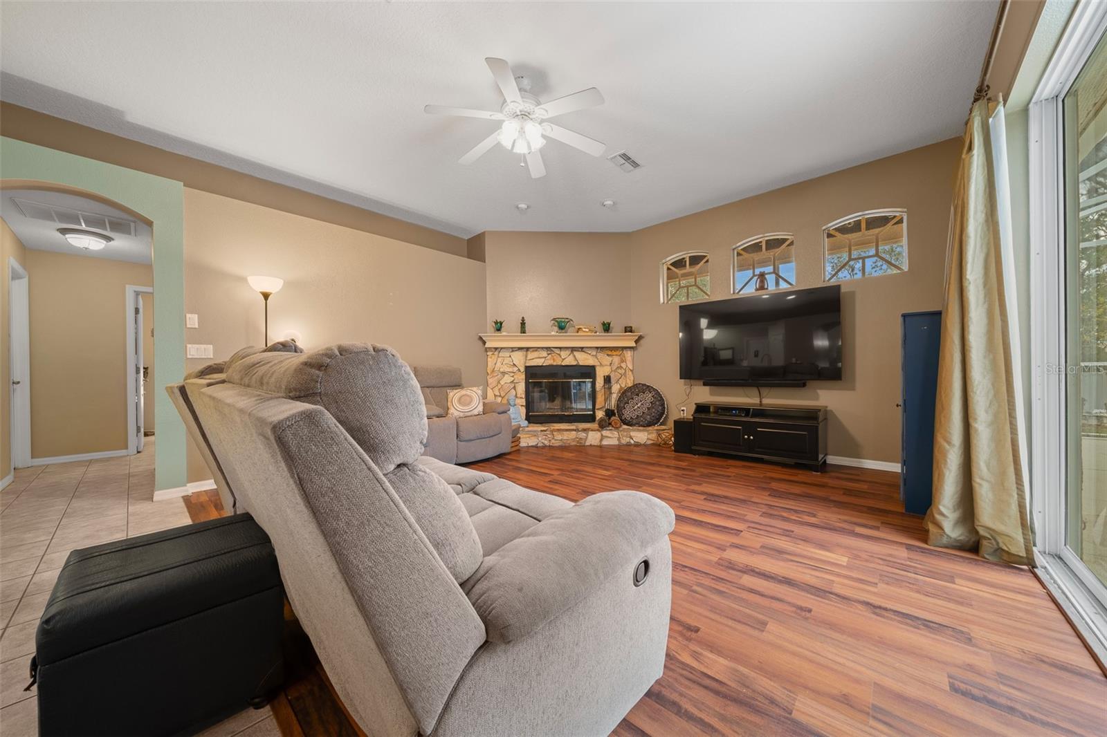 11298 FURLEY AVE, WEEKI WACHEE, FL, 34613