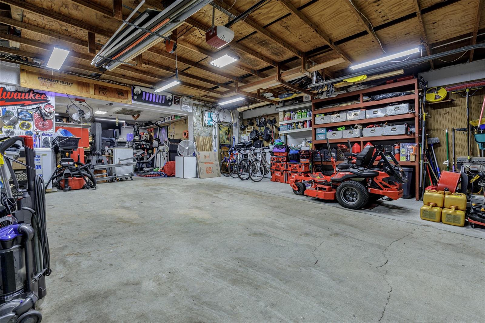 2280 W MIDDLE LN, LECANTO, FL, 34461