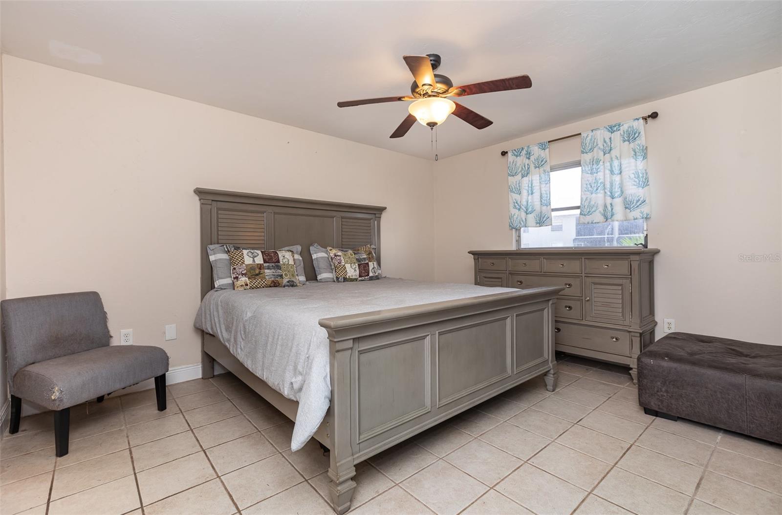 5753 SUMMER SIDE LN #8A, SARASOTA, FL, 34231