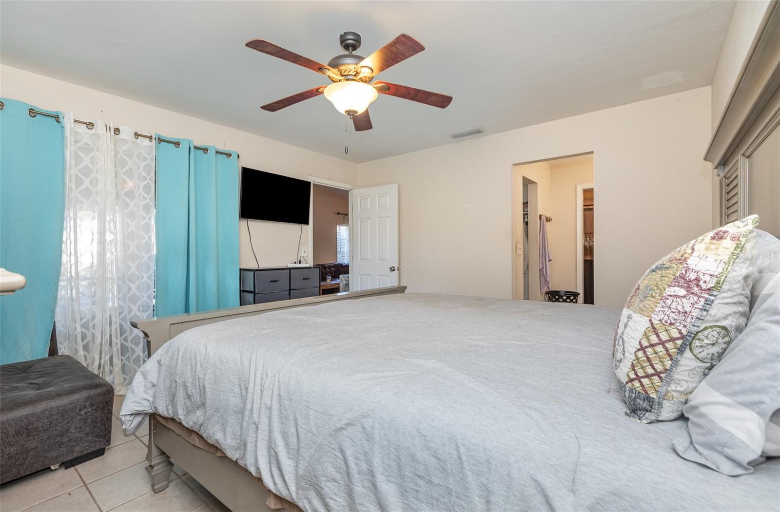 5753 SUMMER SIDE LN #8A, SARASOTA, FL, 34231