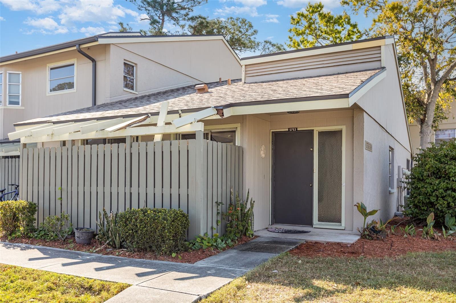 5753 SUMMER SIDE LN #8A, SARASOTA, FL, 34231