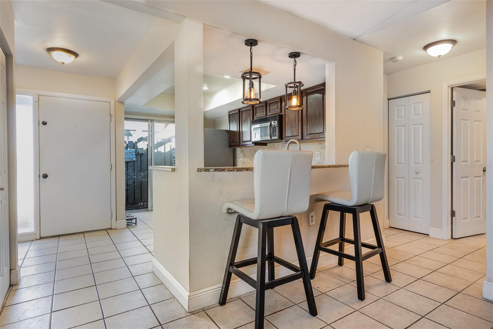 5753 SUMMER SIDE LN #8A, SARASOTA, FL, 34231
