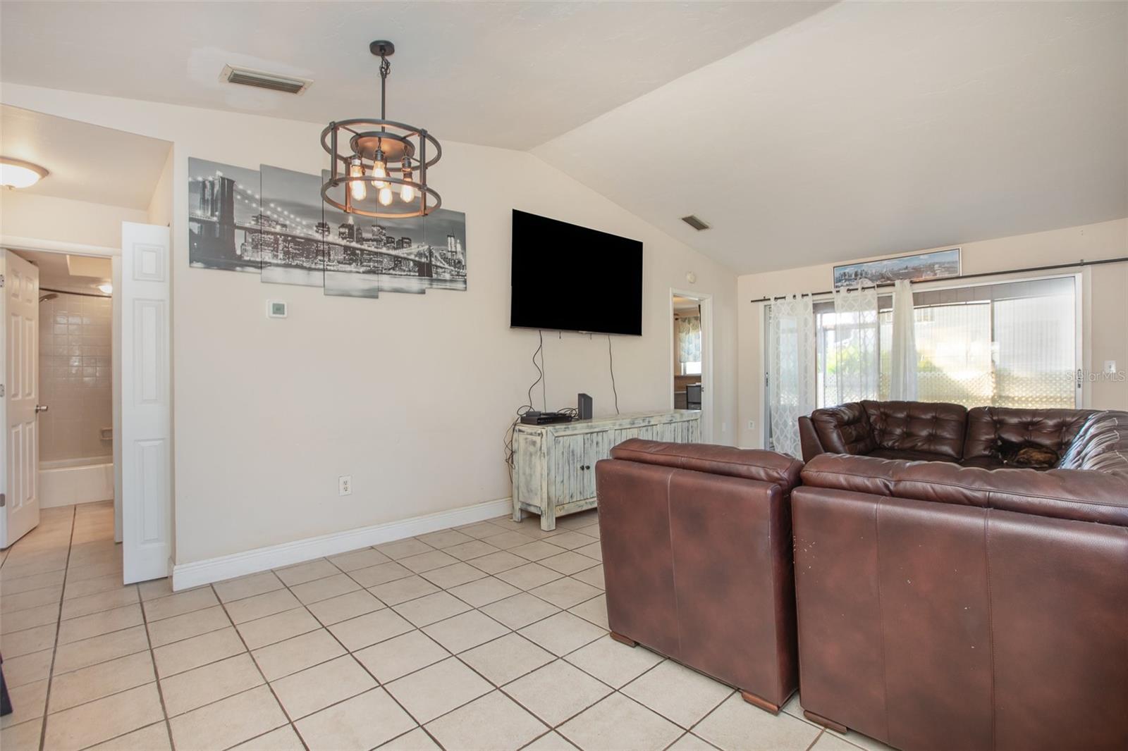 5753 SUMMER SIDE LN #8A, SARASOTA, FL, 34231