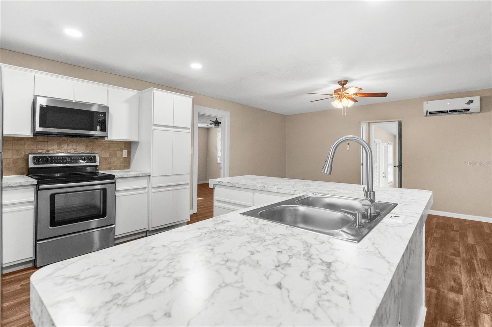 7083 DEVLIN ST, WEEKI WACHEE, FL, 34613