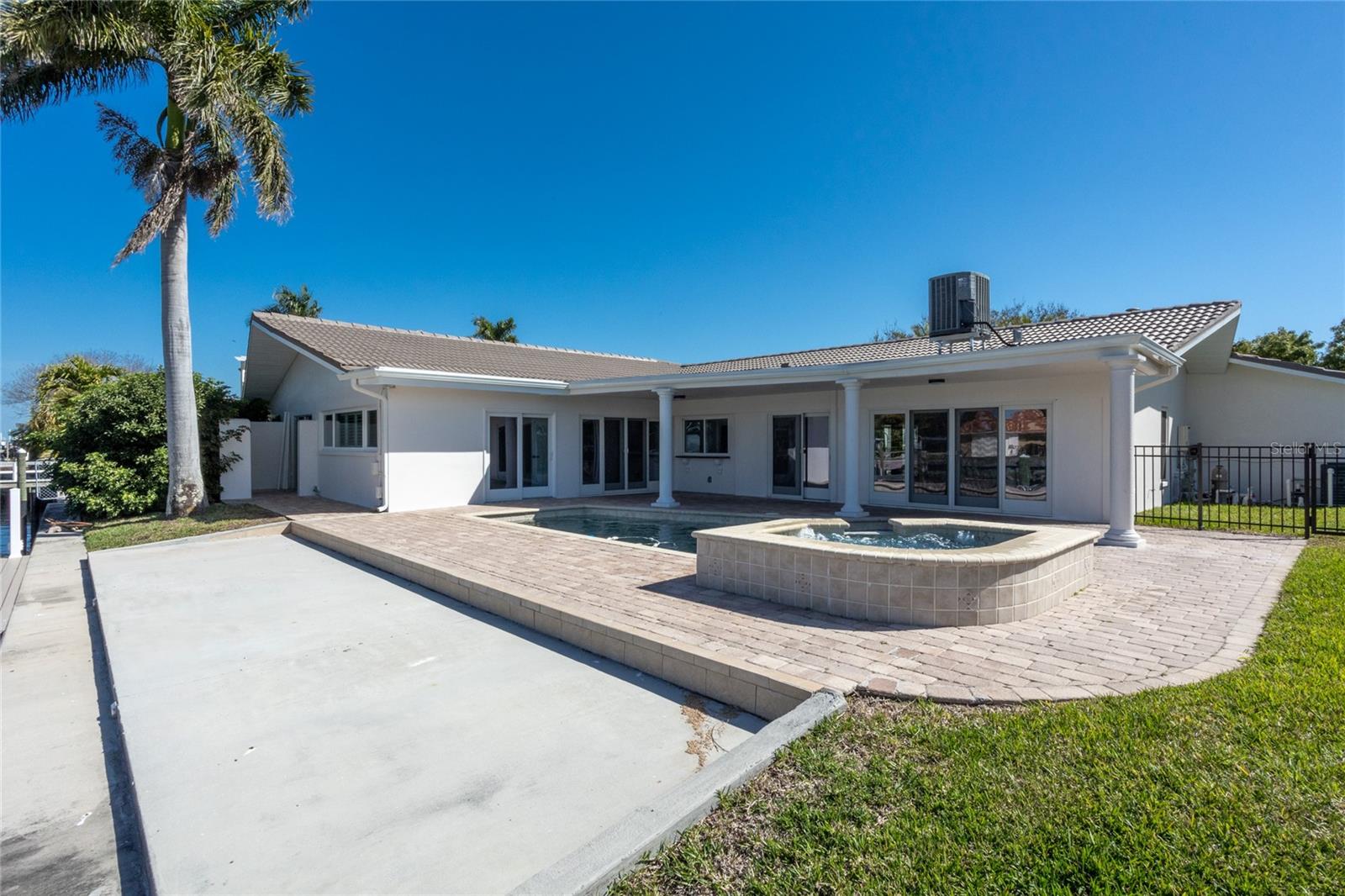 1991 ILLINOIS AVE NE, ST PETERSBURG, FL, 33703