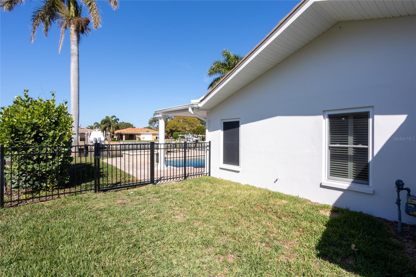 1991 ILLINOIS AVE NE, ST PETERSBURG, FL, 33703