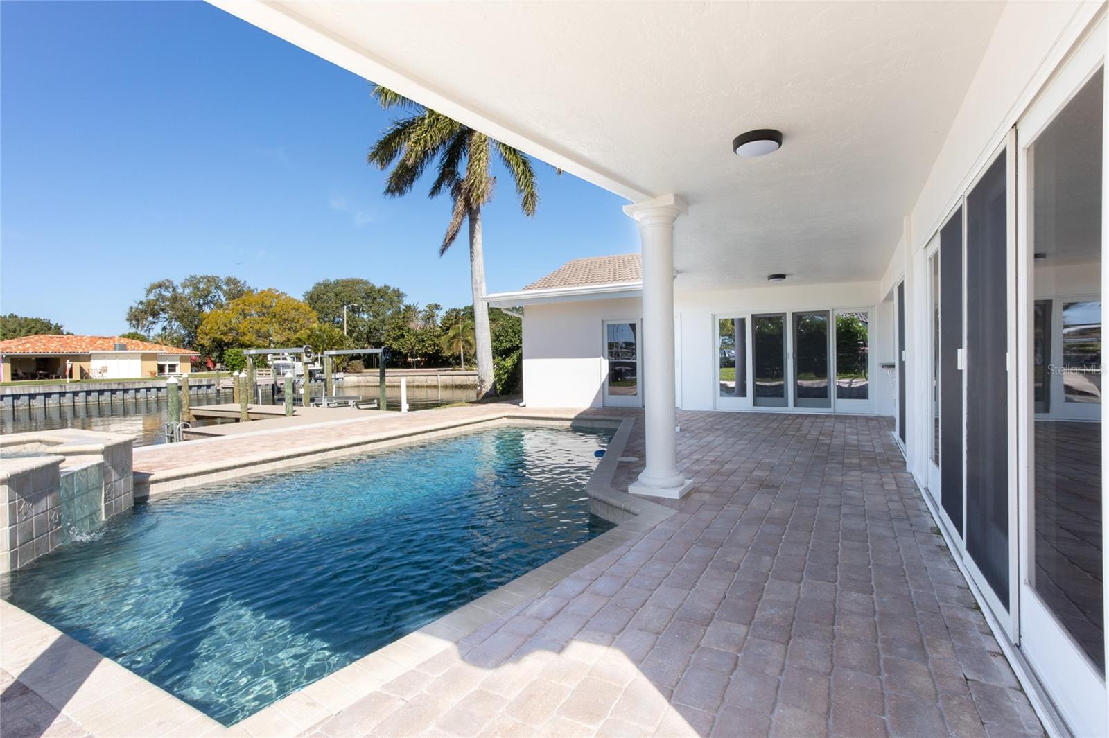 1991 ILLINOIS AVE NE, ST PETERSBURG, FL, 33703