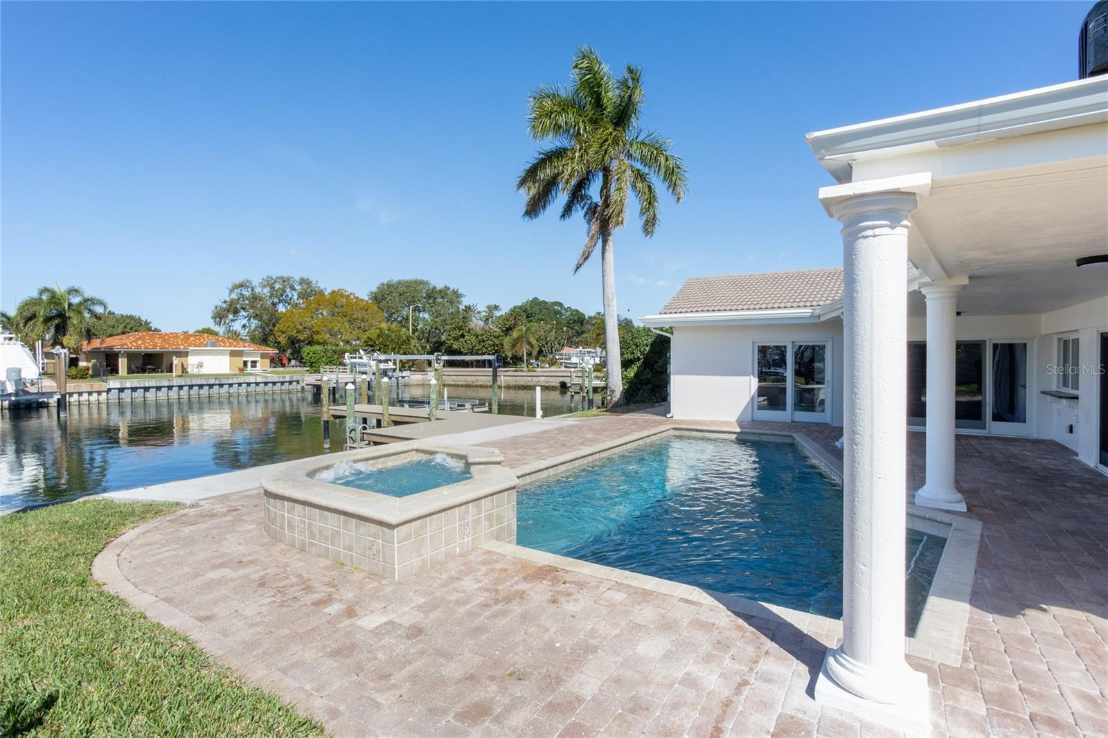 1991 ILLINOIS AVE NE, ST PETERSBURG, FL, 33703