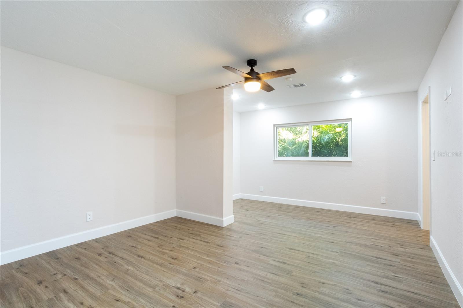 1991 ILLINOIS AVE NE, ST PETERSBURG, FL, 33703