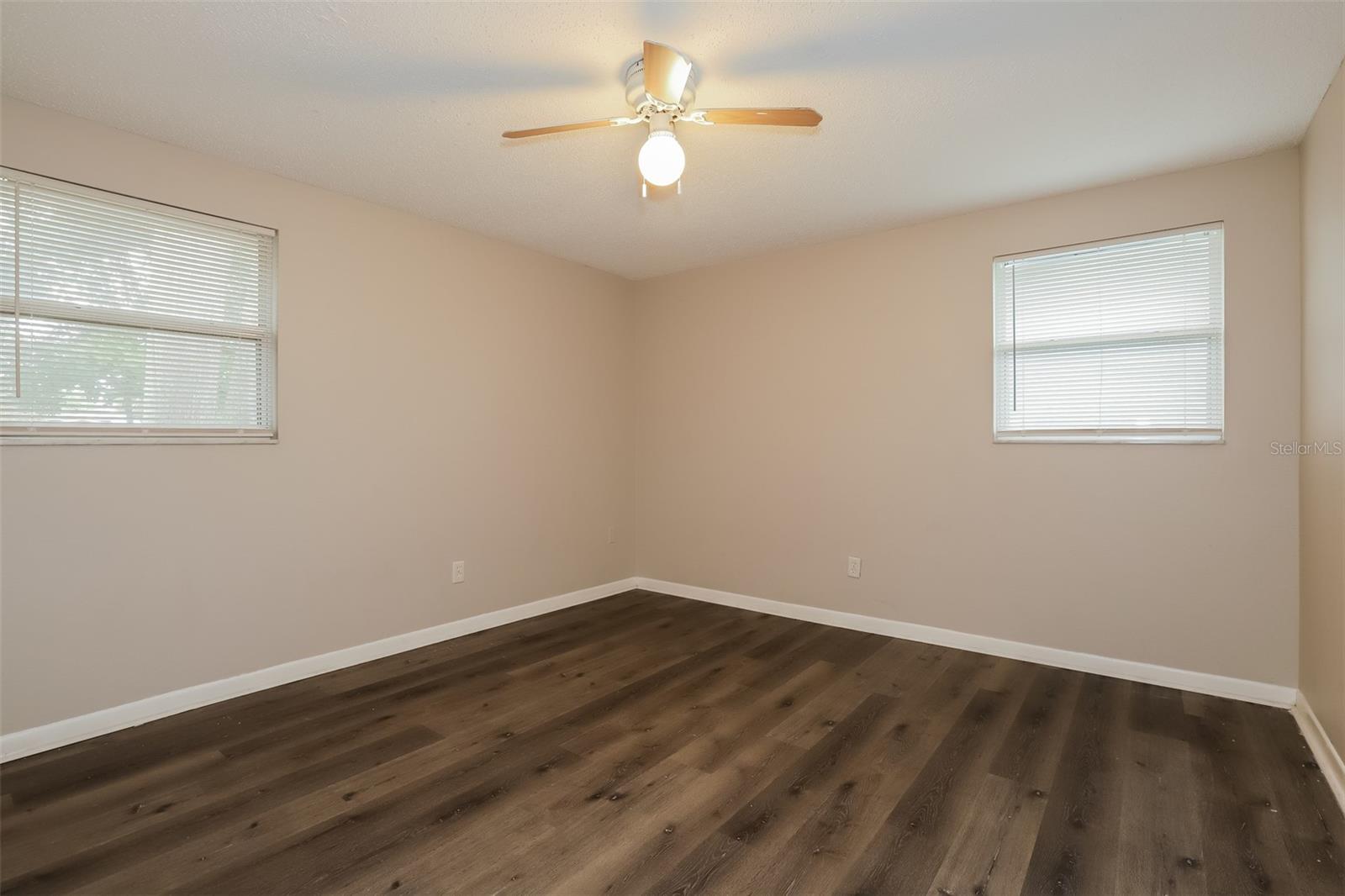 5577 89TH AVE N, PINELLAS PARK, FL, 33782