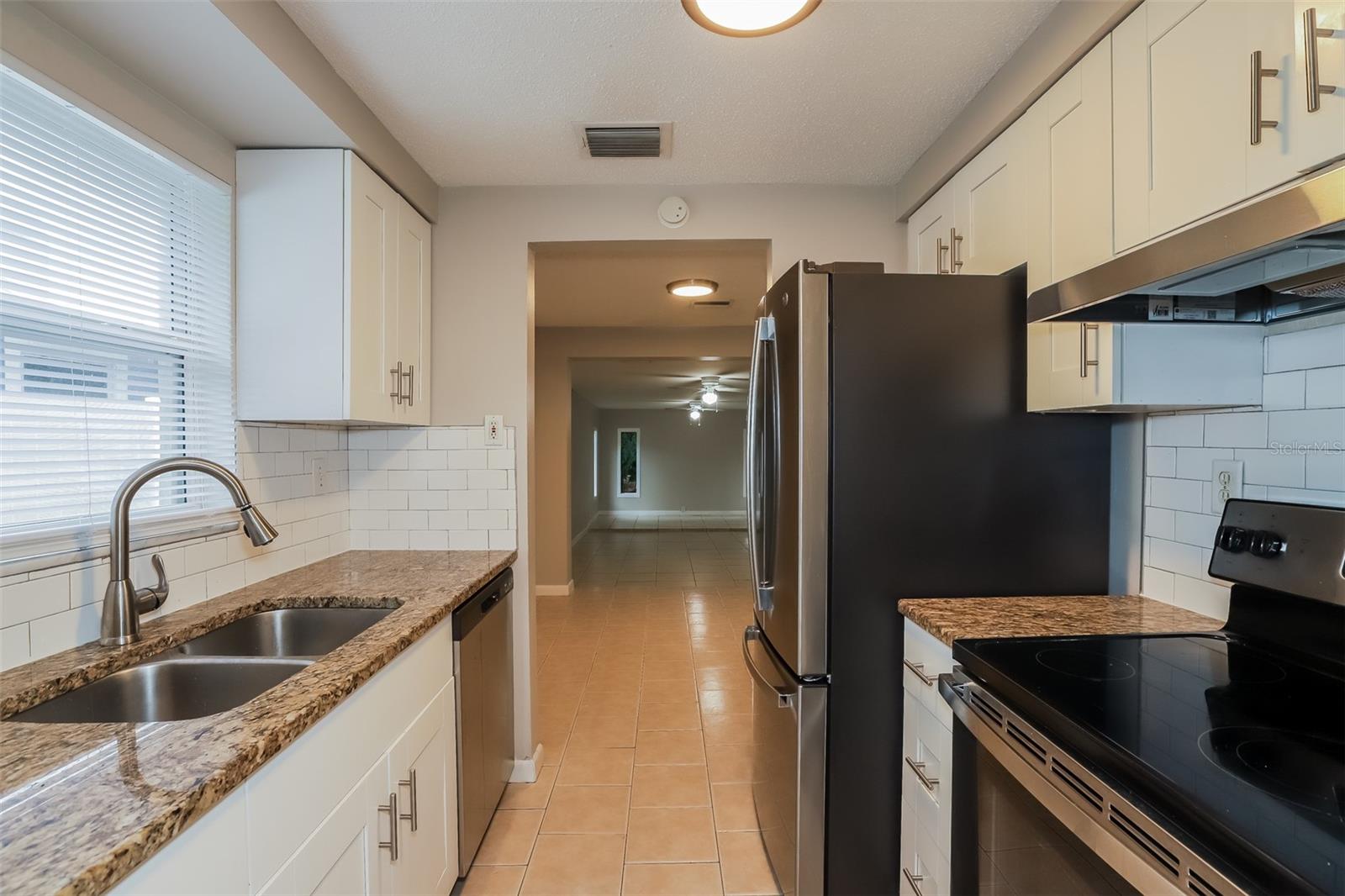 5577 89TH AVE N, PINELLAS PARK, FL, 33782