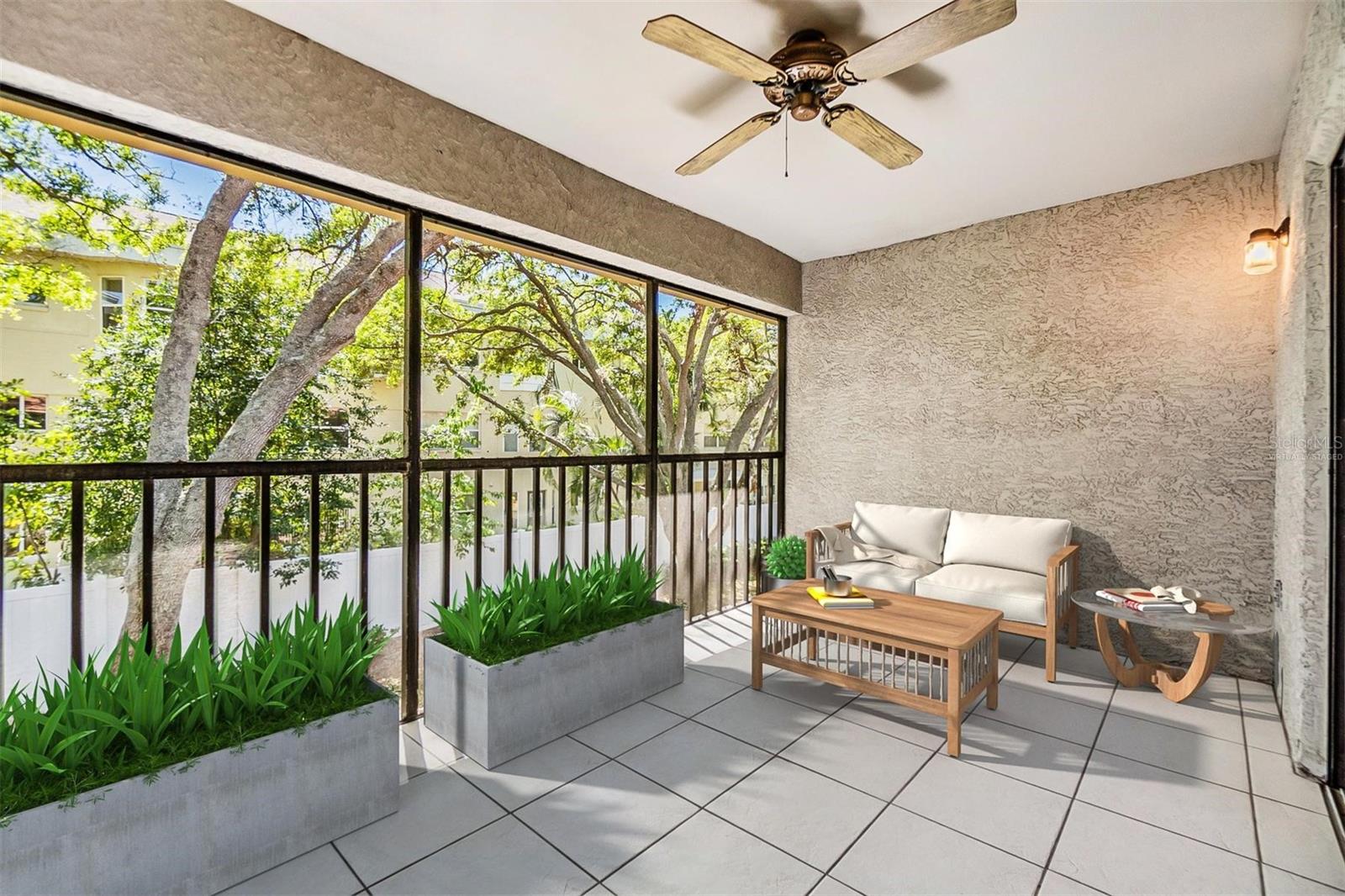 2020 LAKEVIEW DR #202, CLEARWATER, FL, 33763