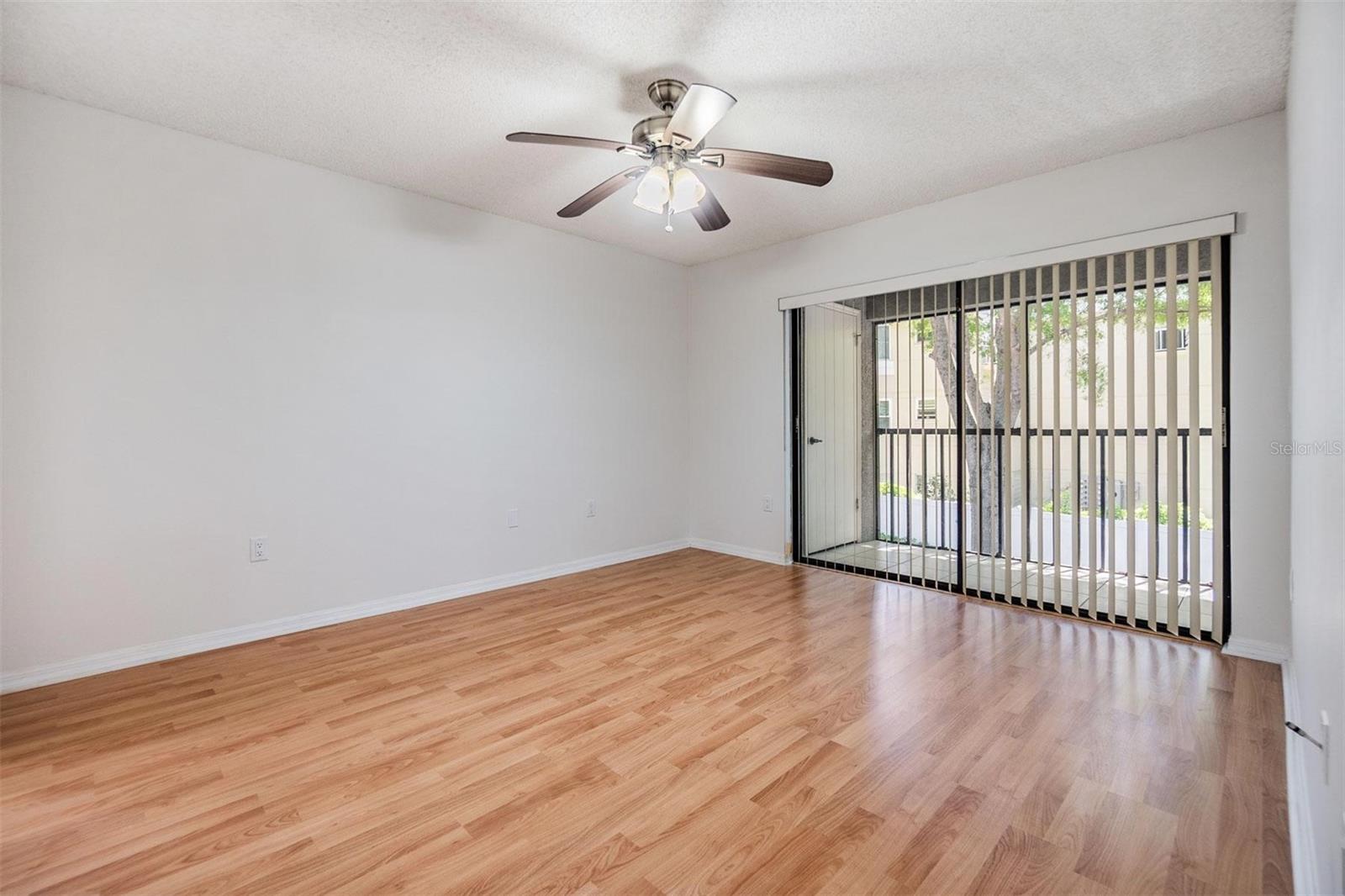 2020 LAKEVIEW DR #202, CLEARWATER, FL, 33763