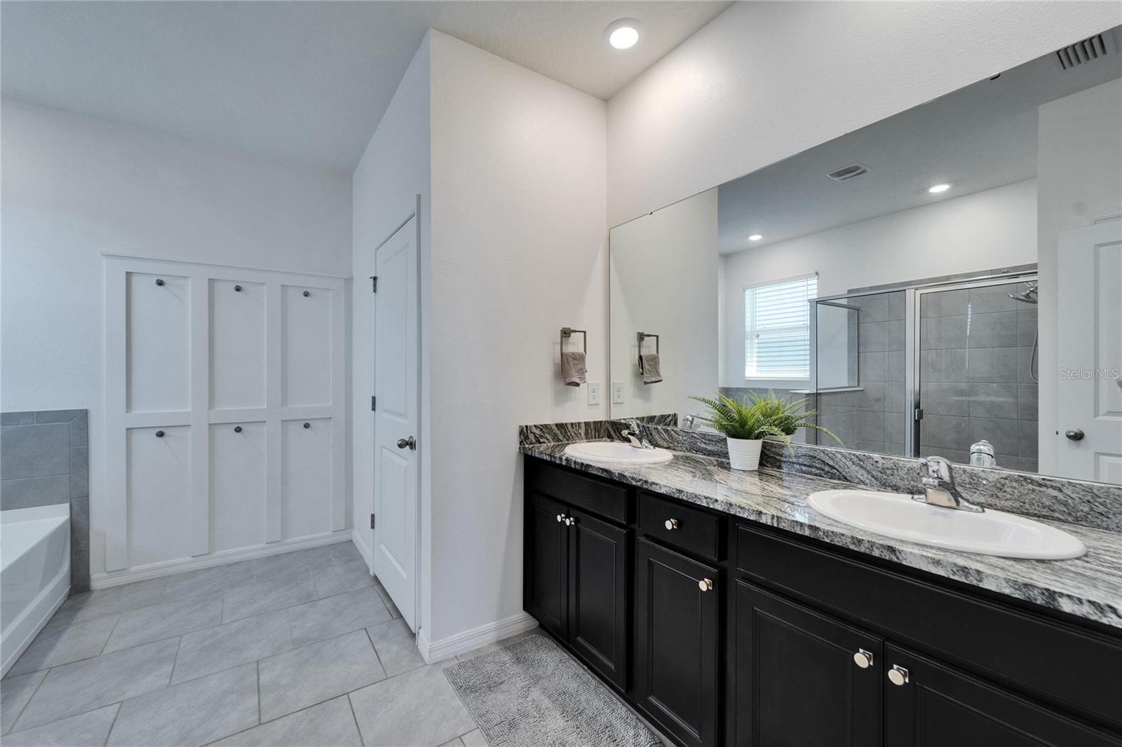 33298 MAJOR OAK DR, WESLEY CHAPEL, FL, 33545