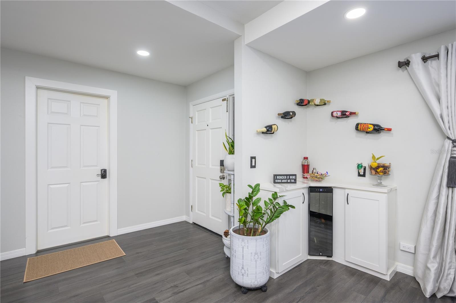 352 RIDGEWOOD ST, ALTAMONTE SPRINGS, FL, 32701