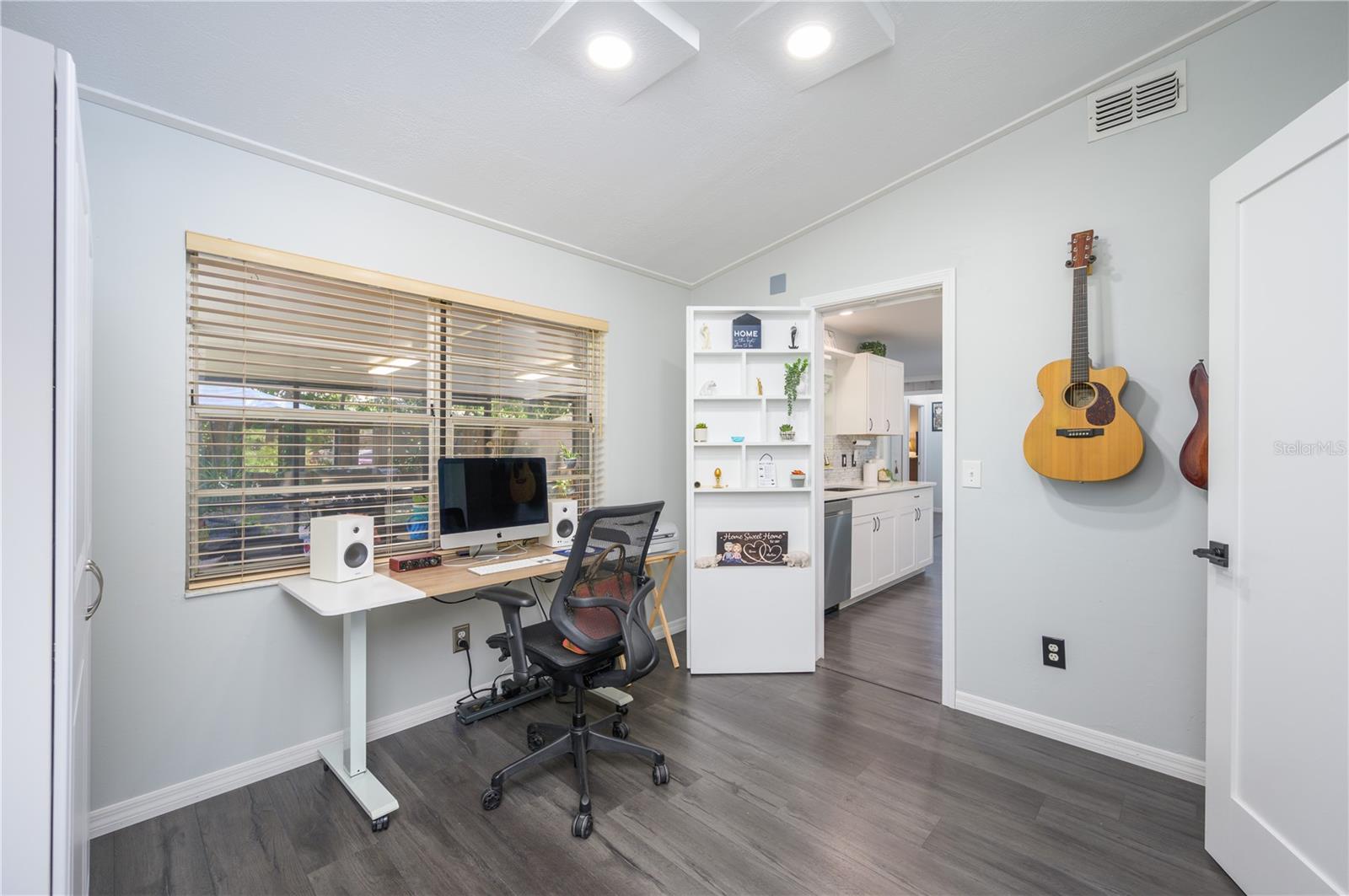 352 RIDGEWOOD ST, ALTAMONTE SPRINGS, FL, 32701