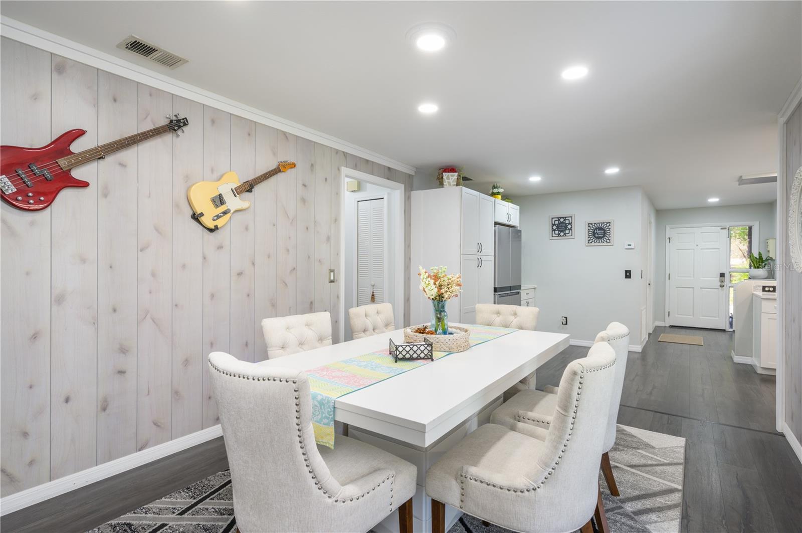 352 RIDGEWOOD ST, ALTAMONTE SPRINGS, FL, 32701