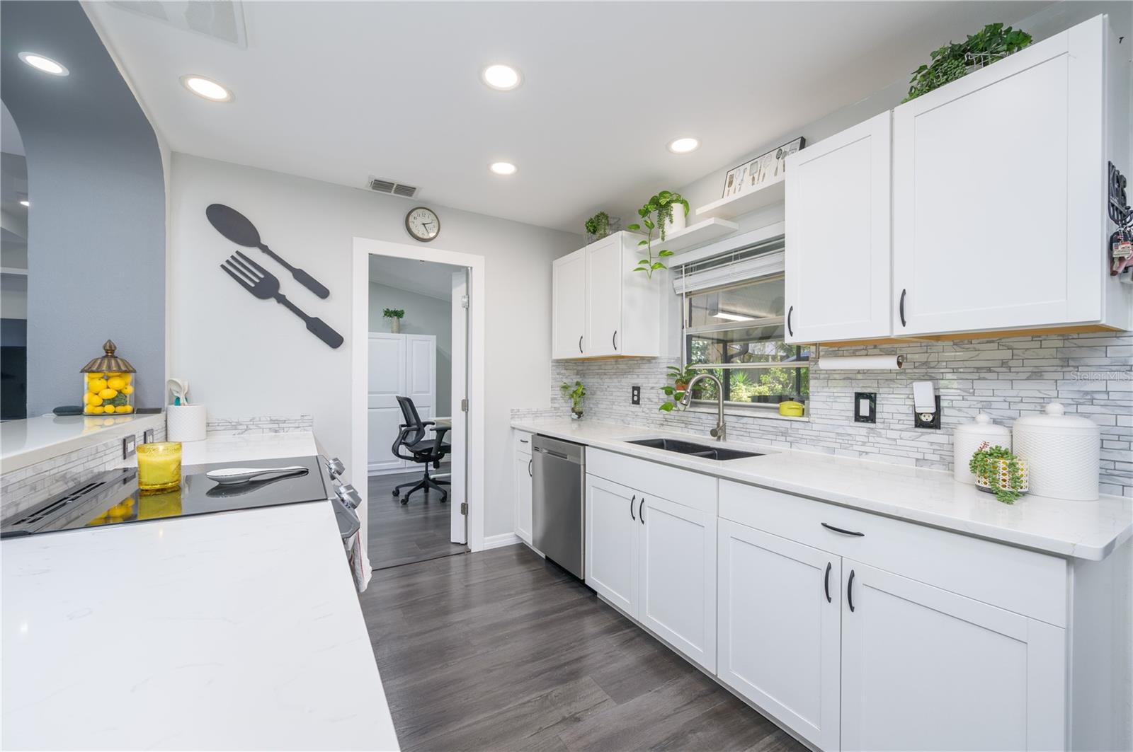 352 RIDGEWOOD ST, ALTAMONTE SPRINGS, FL, 32701
