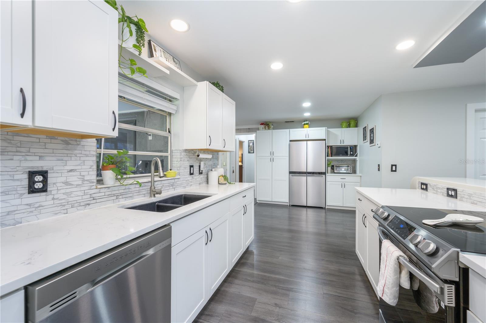 352 RIDGEWOOD ST, ALTAMONTE SPRINGS, FL, 32701