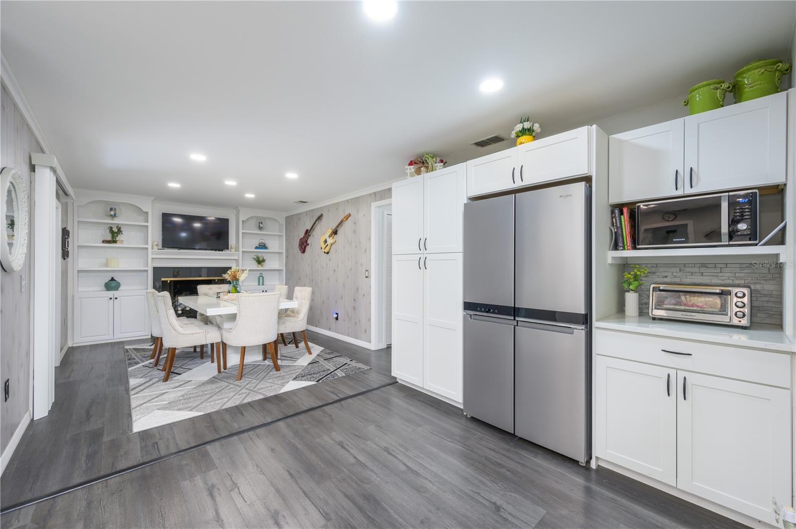 352 RIDGEWOOD ST, ALTAMONTE SPRINGS, FL, 32701