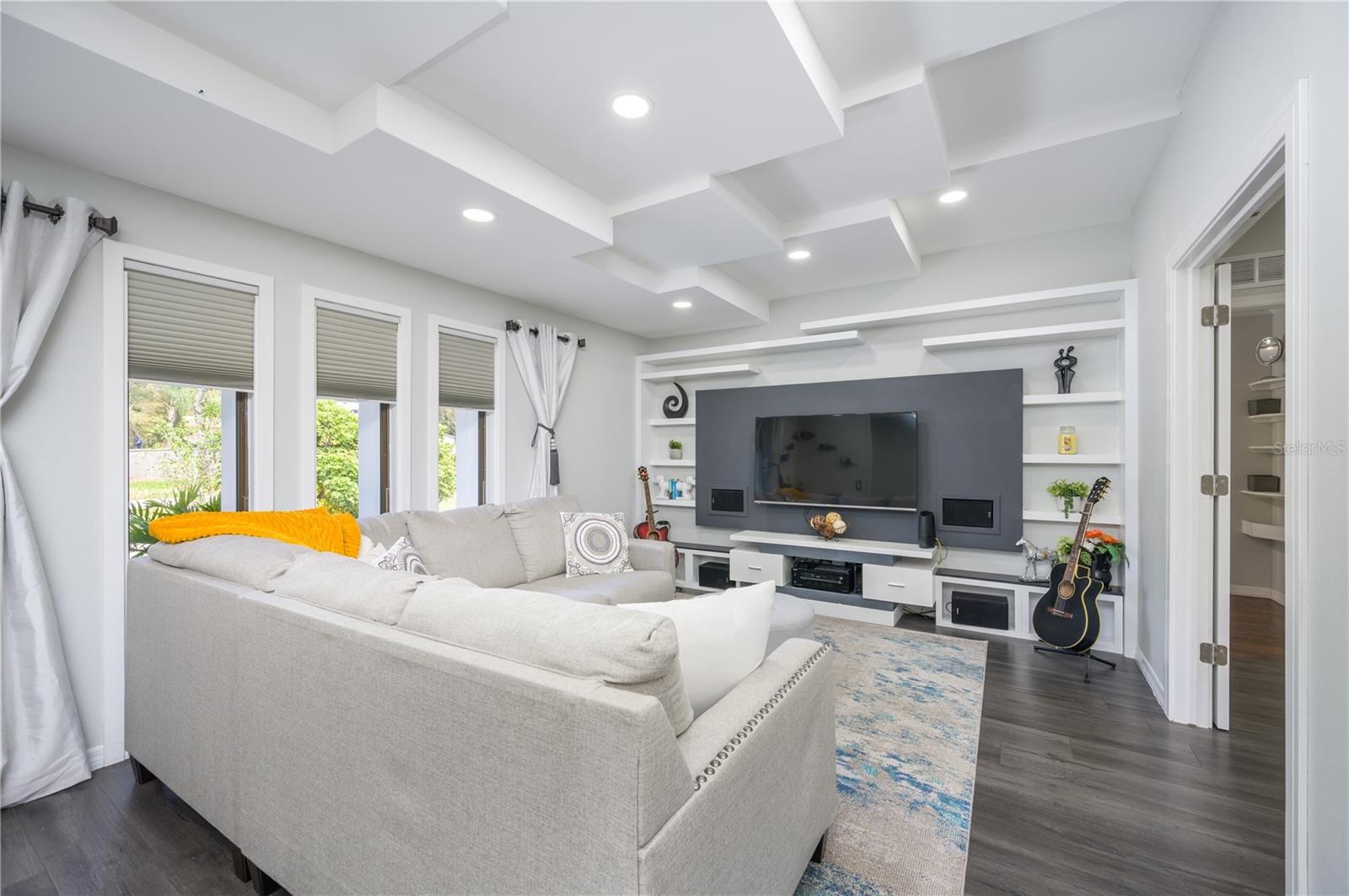 352 RIDGEWOOD ST, ALTAMONTE SPRINGS, FL, 32701