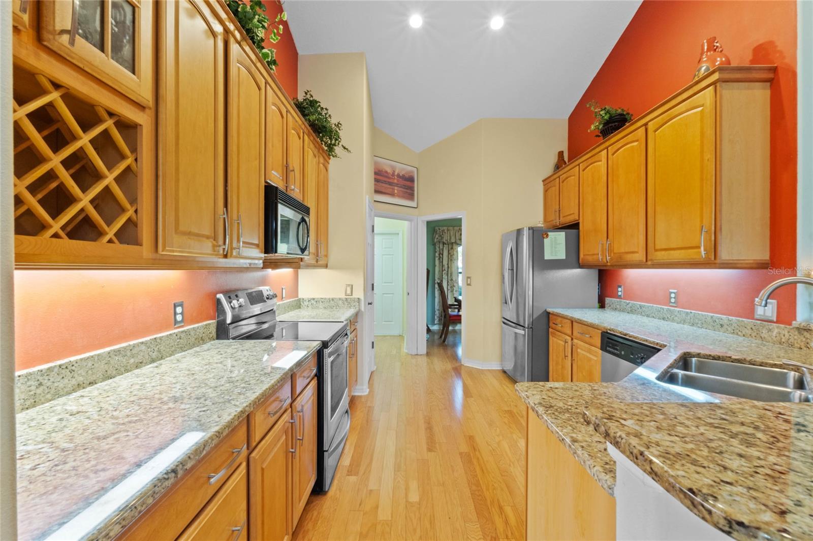 4571 ABACO DR, TAVARES, FL, 32778