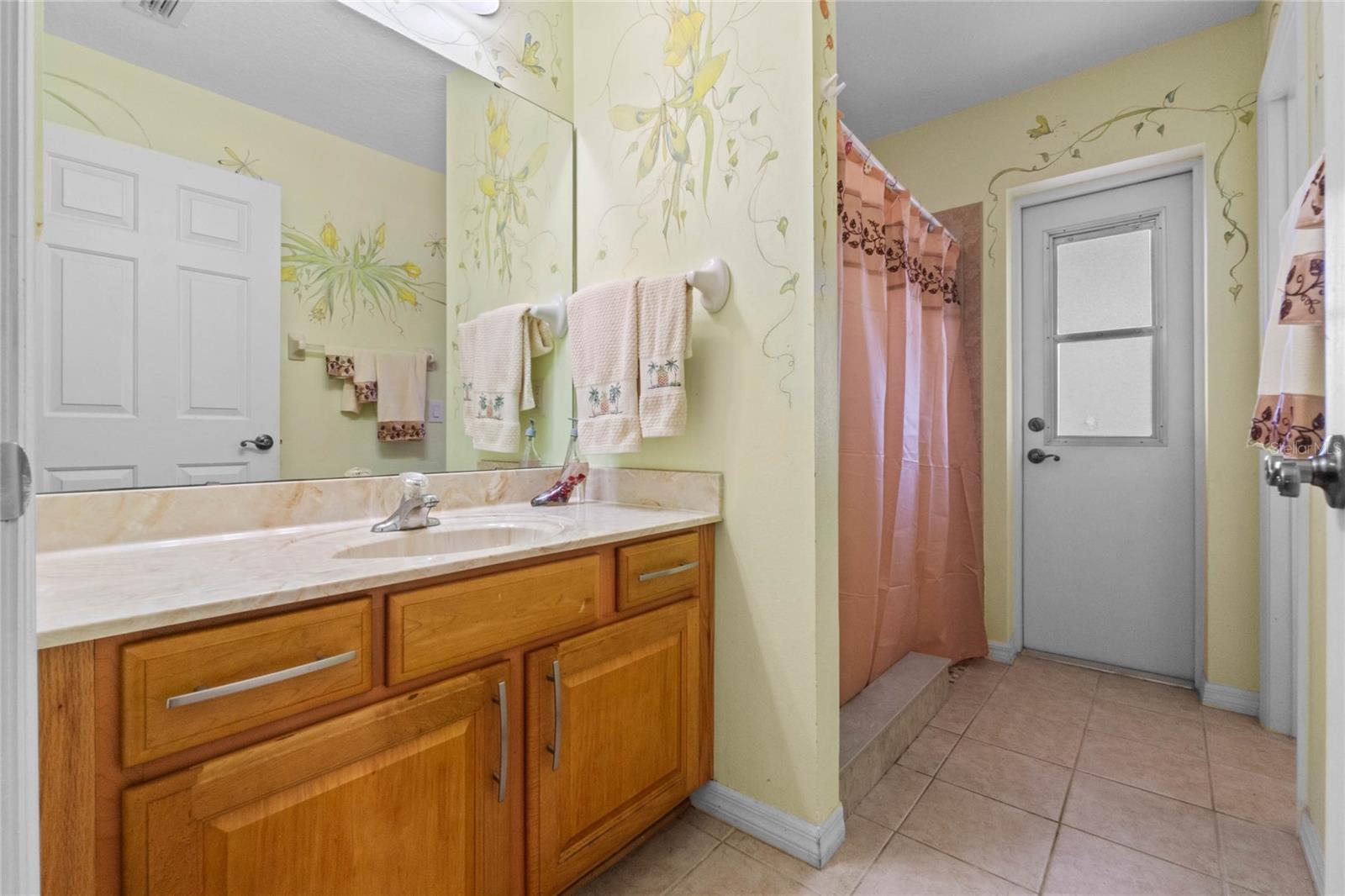 4571 ABACO DR, TAVARES, FL, 32778