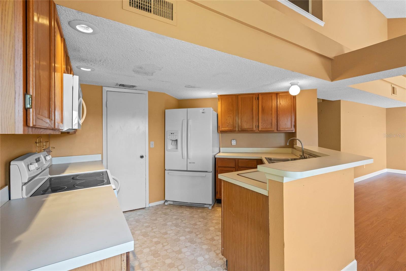 3605 S SAINT LUCIE DR, CASSELBERRY, FL, 32707