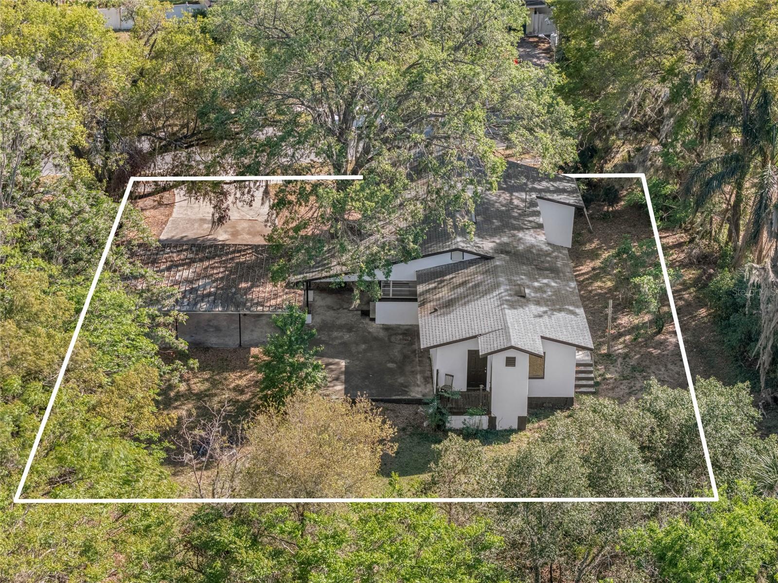 1208 BONAIRE DR, LEESBURG, FL, 34748