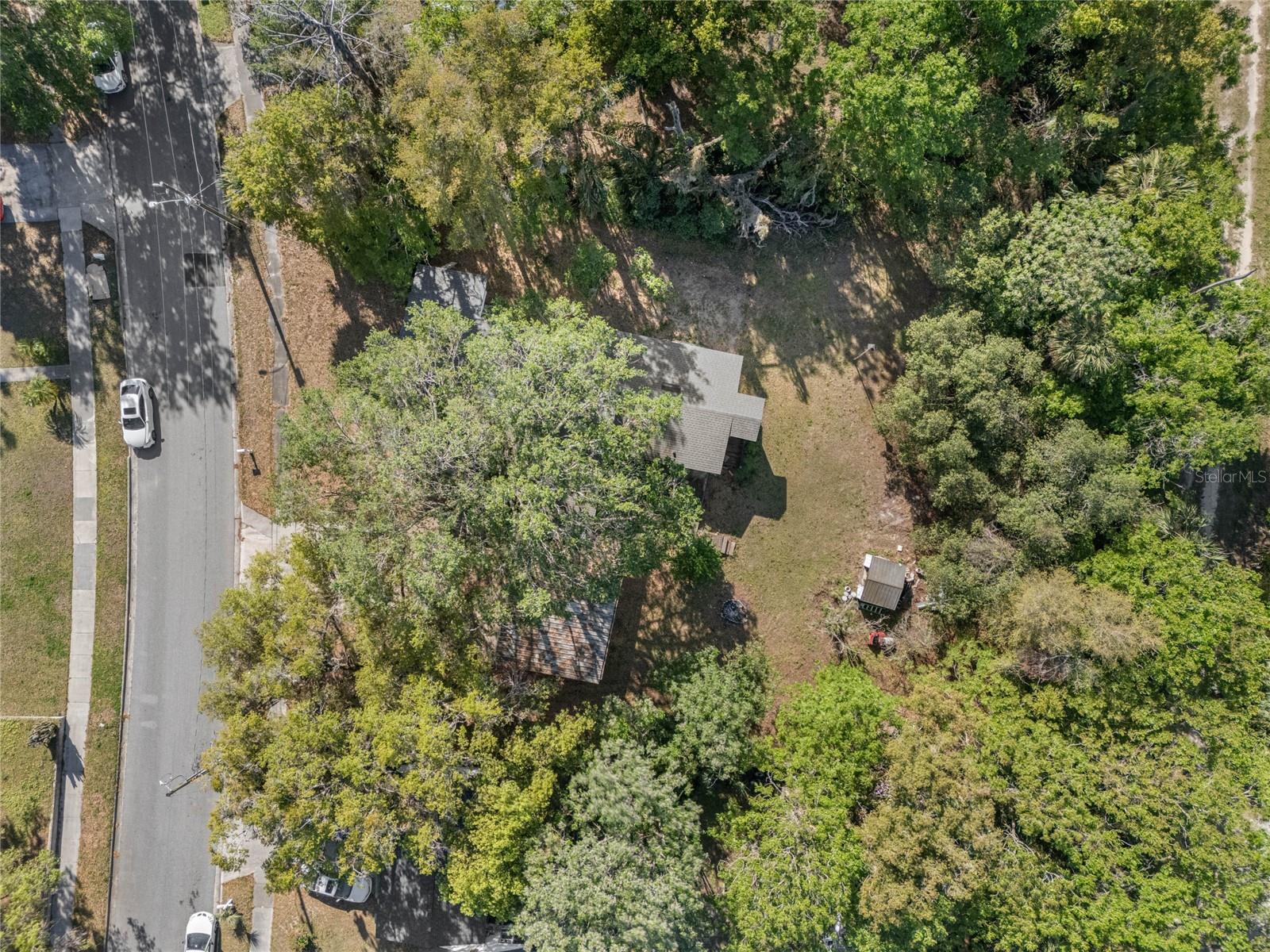 1208 BONAIRE DR, LEESBURG, FL, 34748