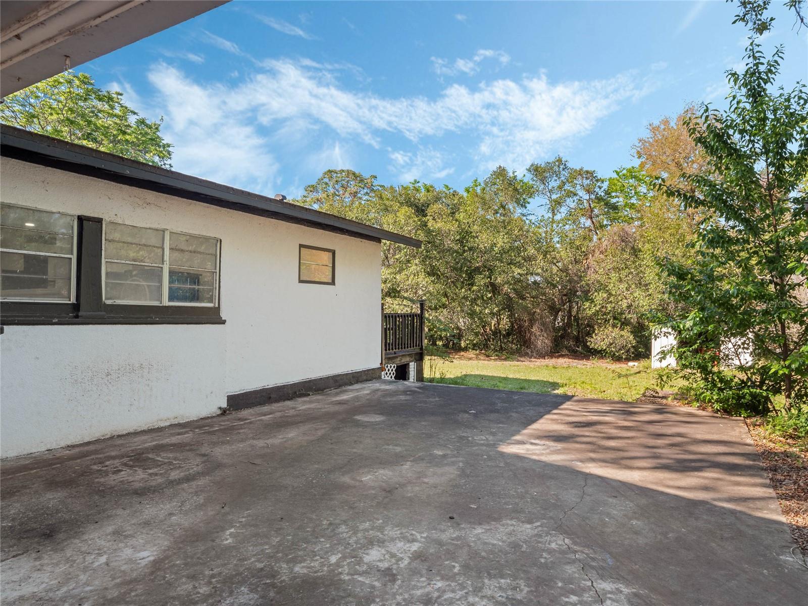 1208 BONAIRE DR, LEESBURG, FL, 34748