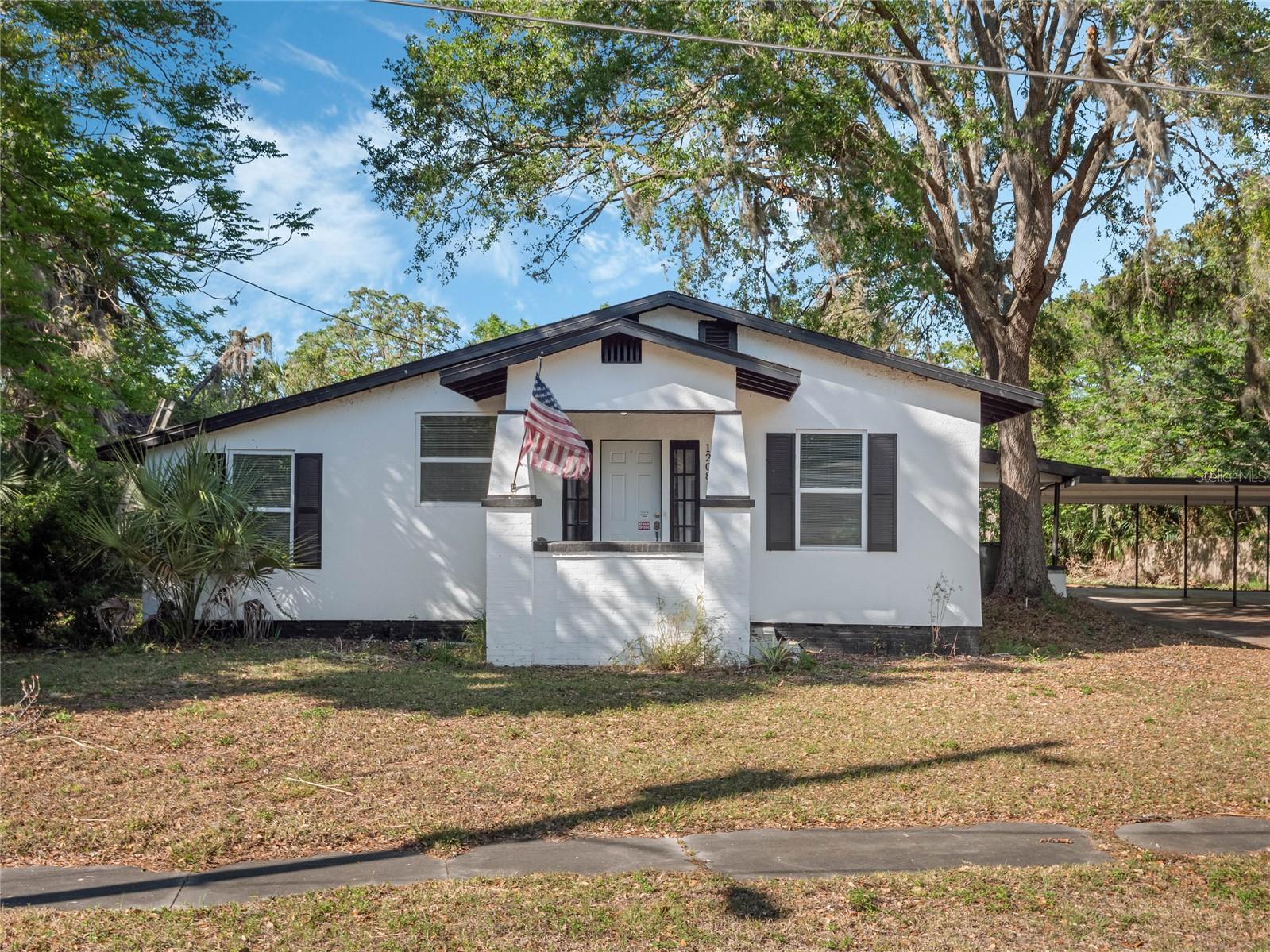1208 BONAIRE DR, LEESBURG, FL, 34748