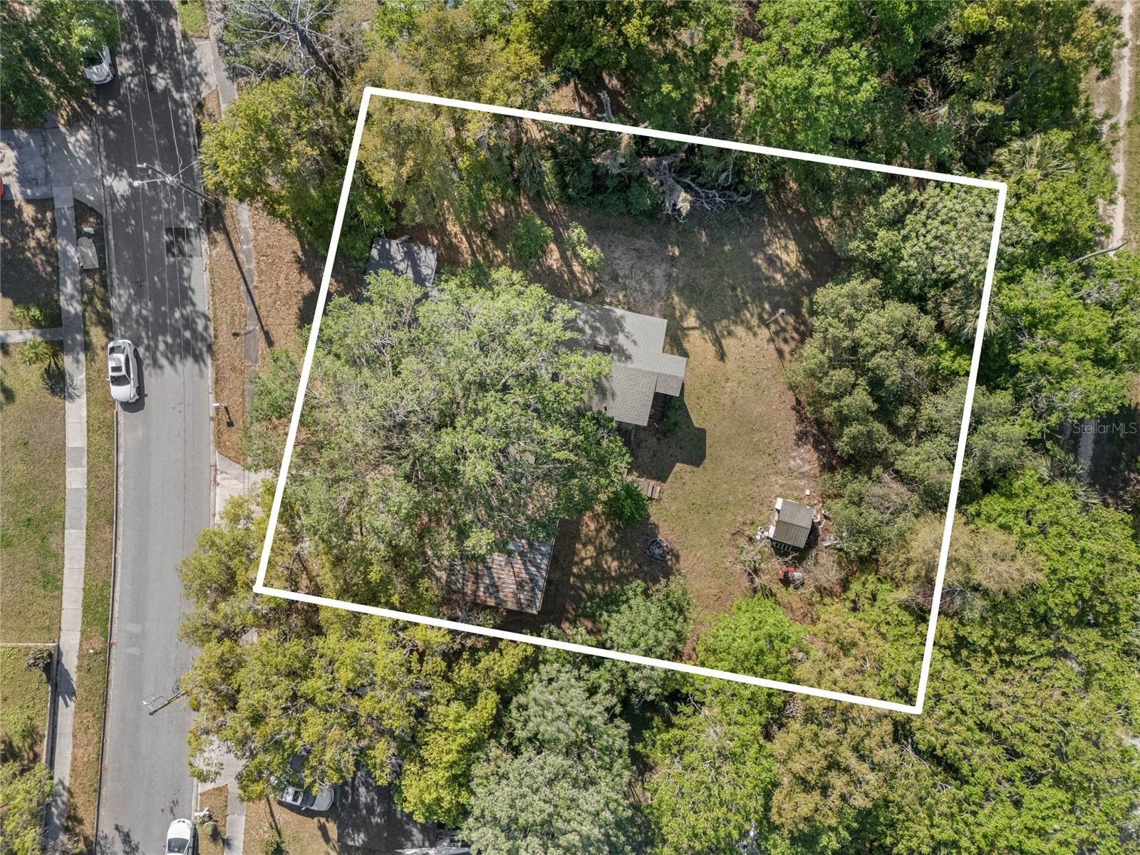 1208 BONAIRE DR, LEESBURG, FL, 34748