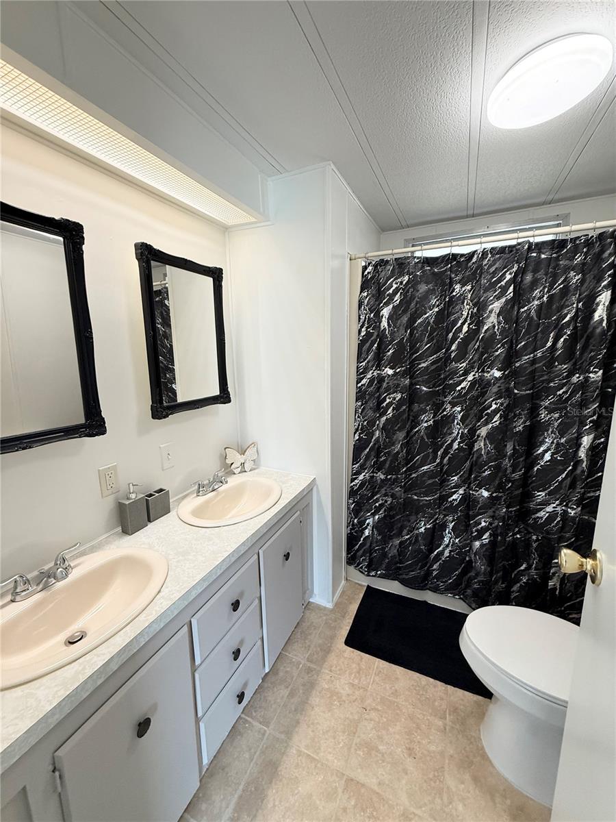 6433 JACARANDA AVE NE, WINTER HAVEN, FL, 33881