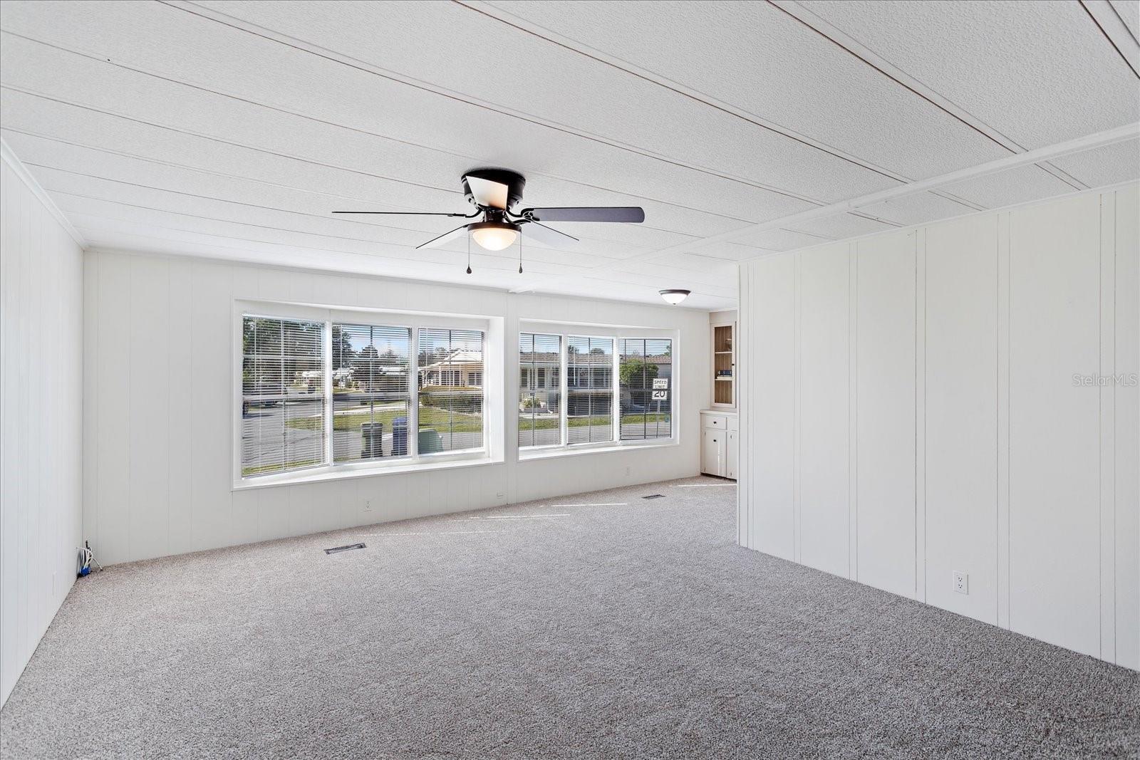 6433 JACARANDA AVE NE, WINTER HAVEN, FL, 33881