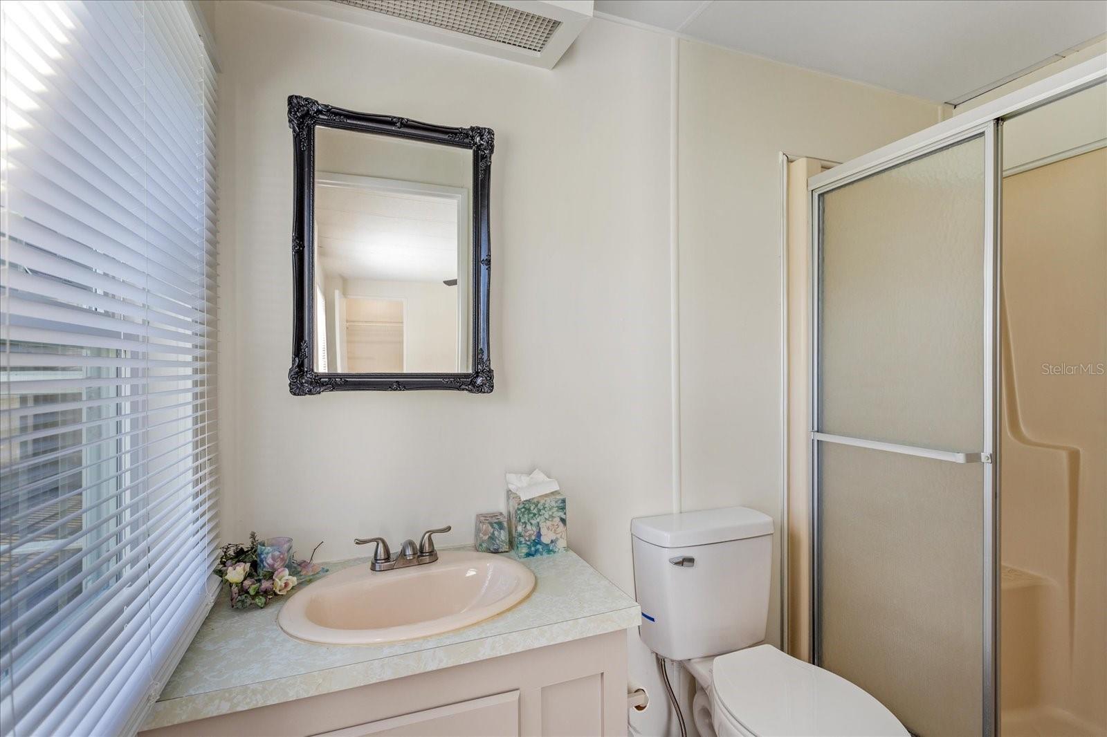 6433 JACARANDA AVE NE, WINTER HAVEN, FL, 33881