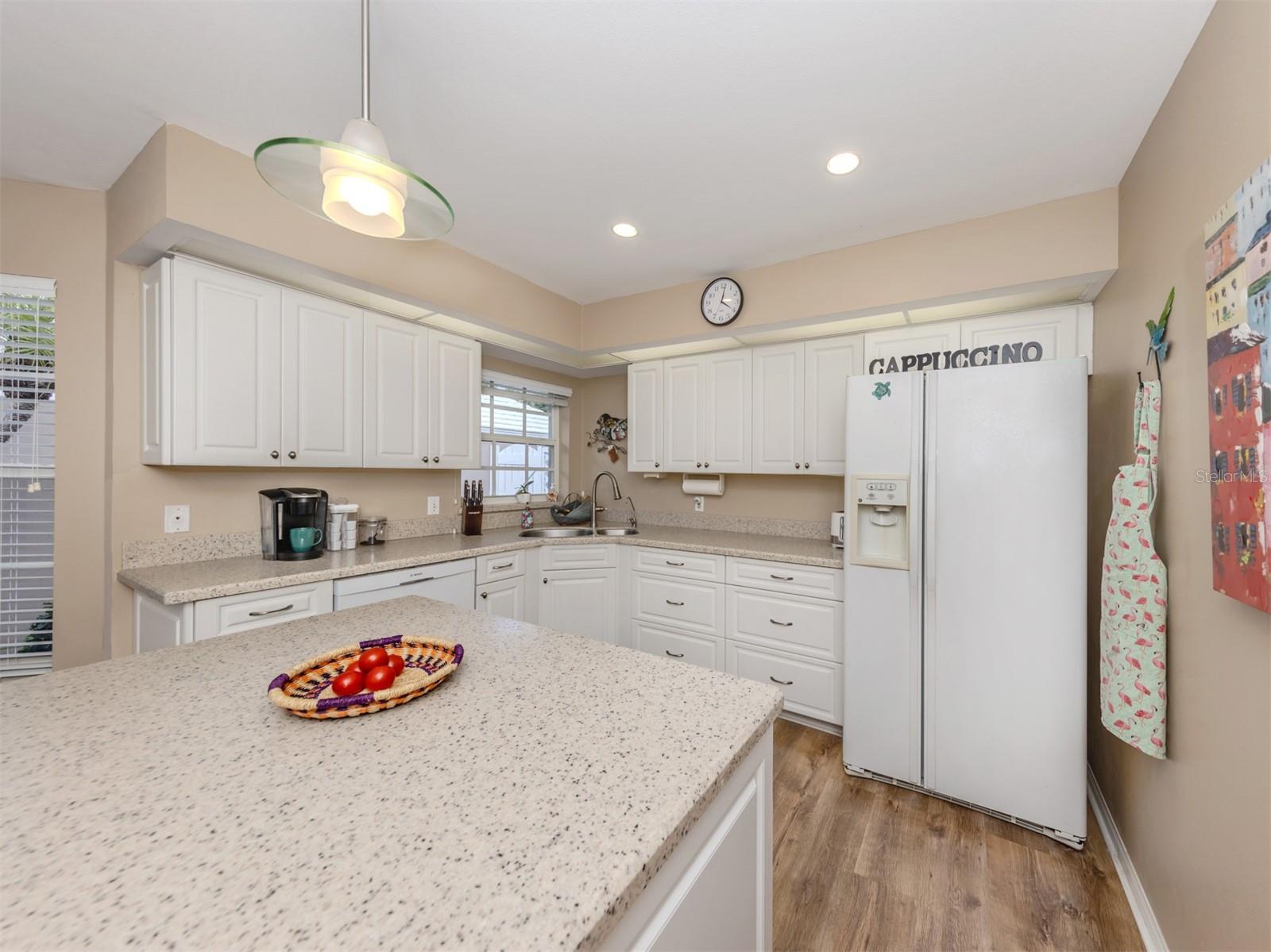 579 CLUBSIDE CIRCLE #37, VENICE, FL, 34293